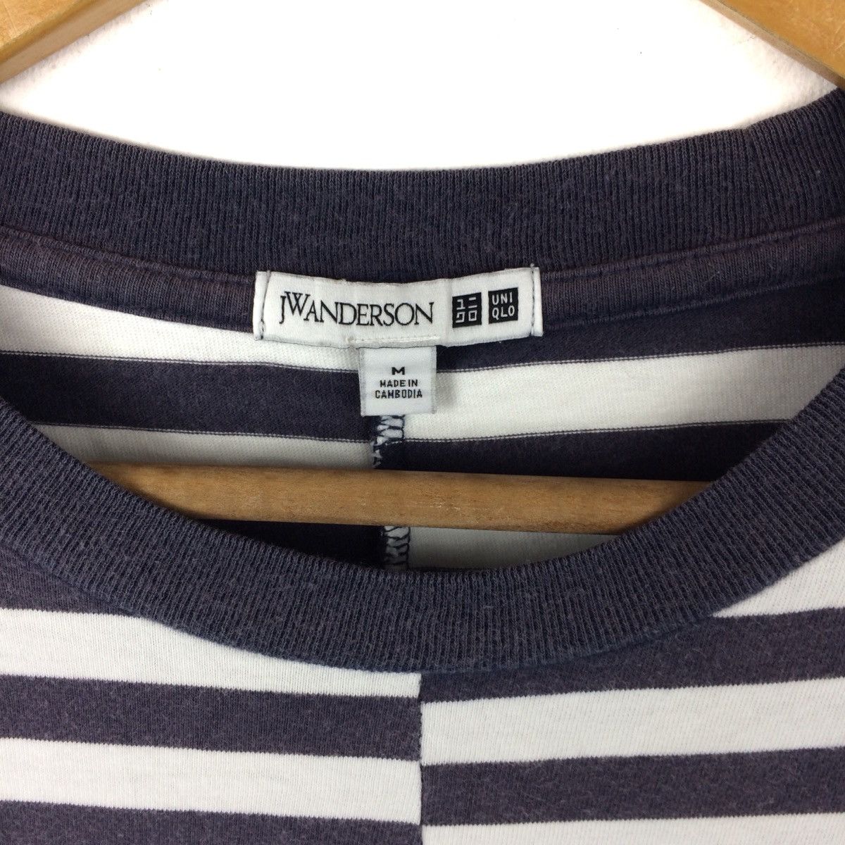 JW Anderson × Uniqlo JW Anderson Stripe Rare Design Small Pocket Tshirt Size US M / EU 48-50 / 2 - 4 Thumbnail
