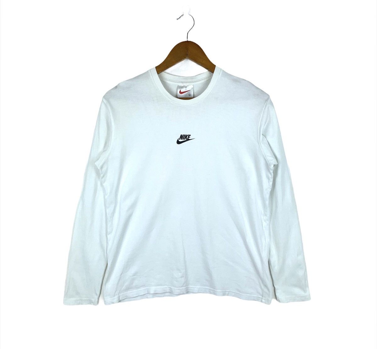 Nike × Vintage Vintage 90s Nike Center Logo Long Sleeve Shirt Size US S / EU 44-46 / 1 - 1 Thumbnail