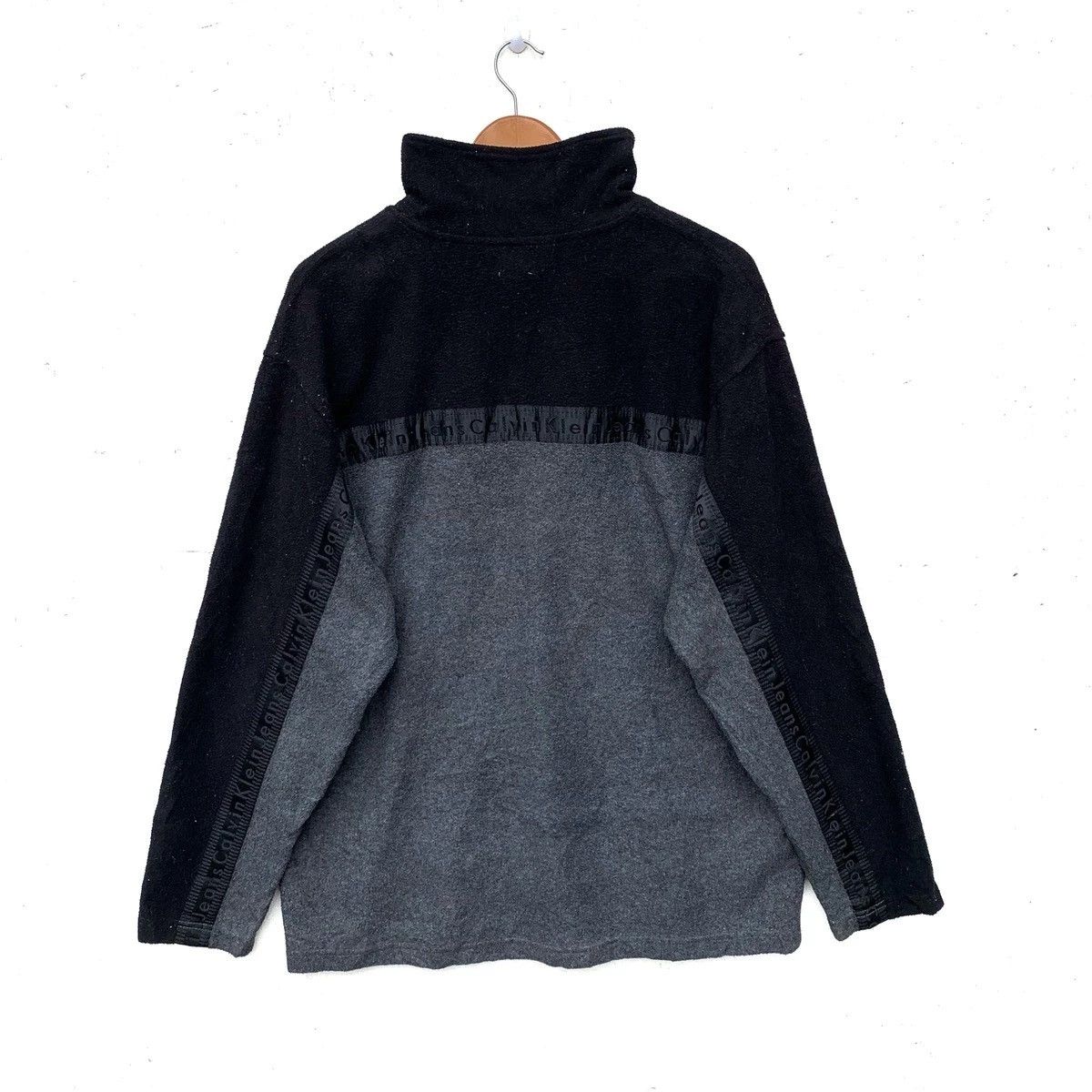 Calvin Klein × Vintage Vintage Calvin Klein Sidetape Fleece Quarter Zip Sweatshirt Size US L / EU 52-54 / 3 - 6 Thumbnail