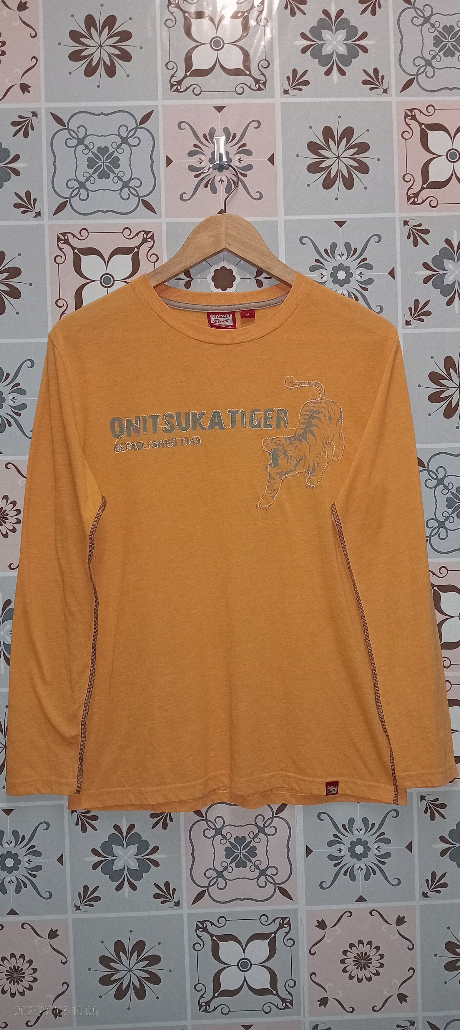 image of Vintage Onitsuka Tiger Long Sleeve Tshirt Very in Orange, Men's (Size Medium)