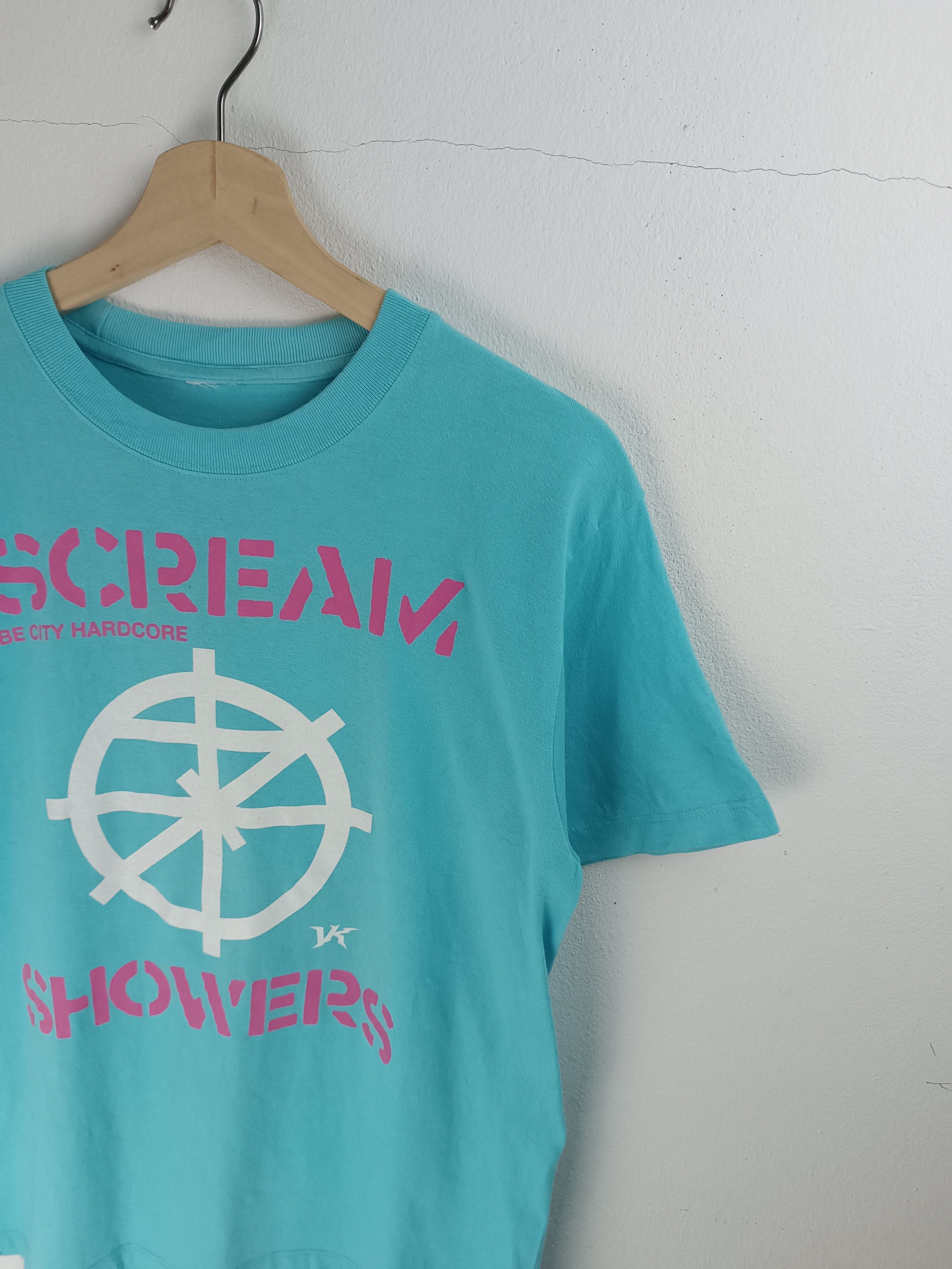 Band Tees VINTAGE Y2K I SCREAM 7 SHOWERS KOBE CITY HARCORE TEE Size US S / EU 44-46 / 1 - 6 Thumbnail