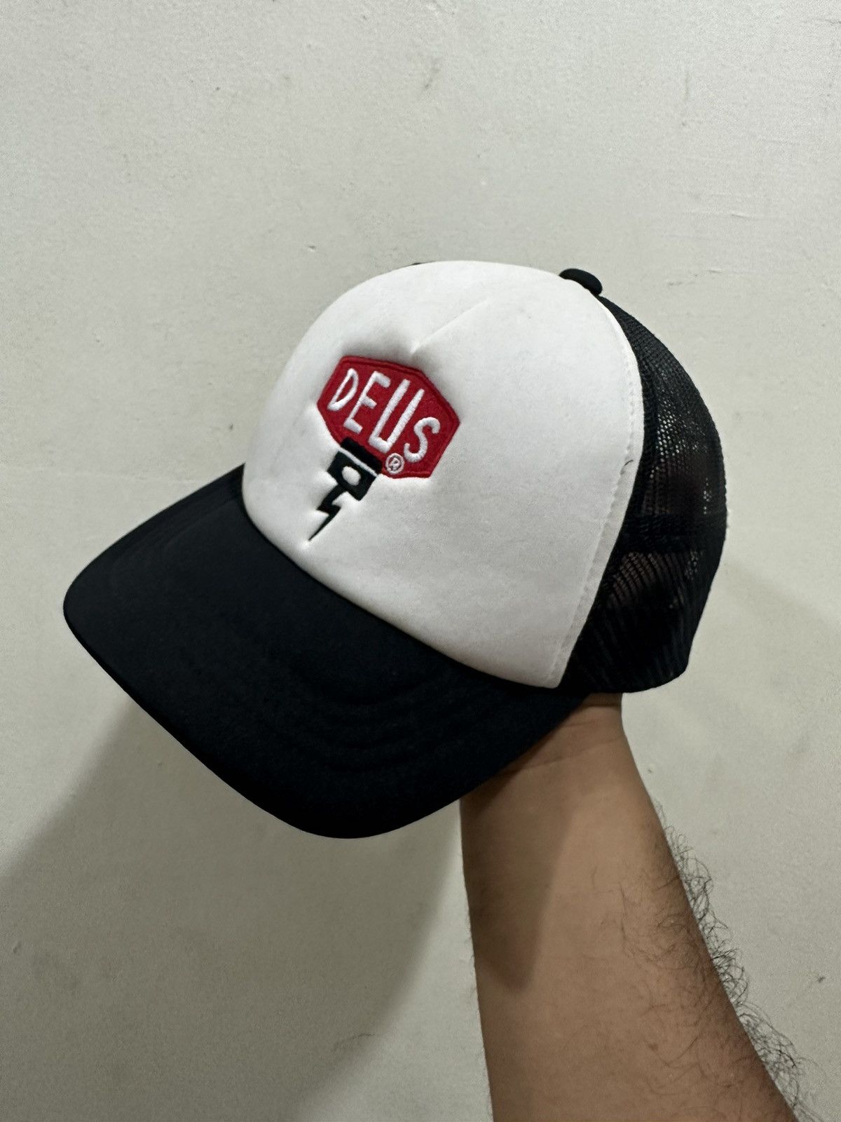 Deus Ex Machina Classic Deus Ex Mechina Trucker Hat Size ONE SIZE - 2 Thumbnail