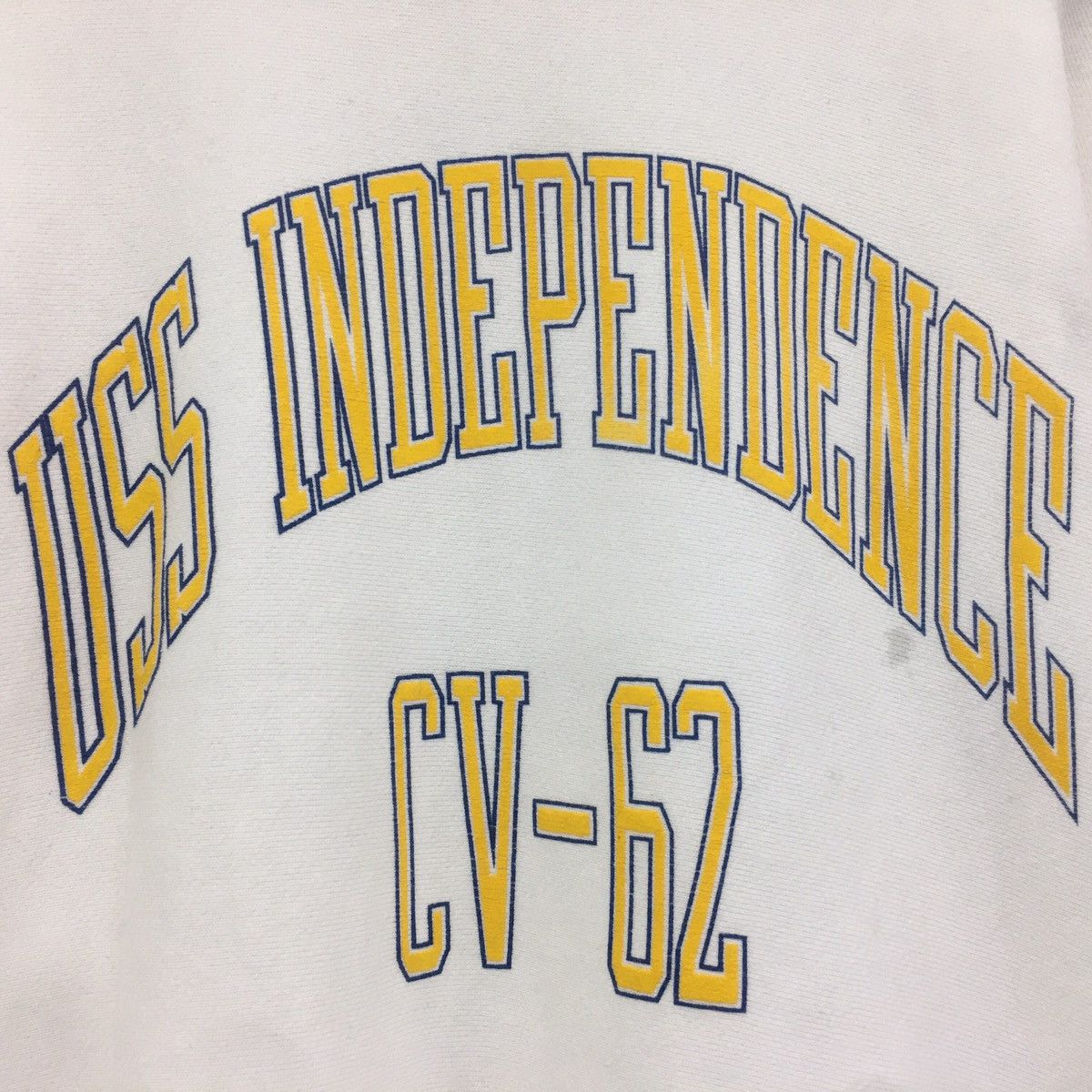 Vintage MV Sport Uss Independence CV-62 Aircraft Carrier of the USA Size US L / EU 52-54 / 3 - 2 Thumbnail