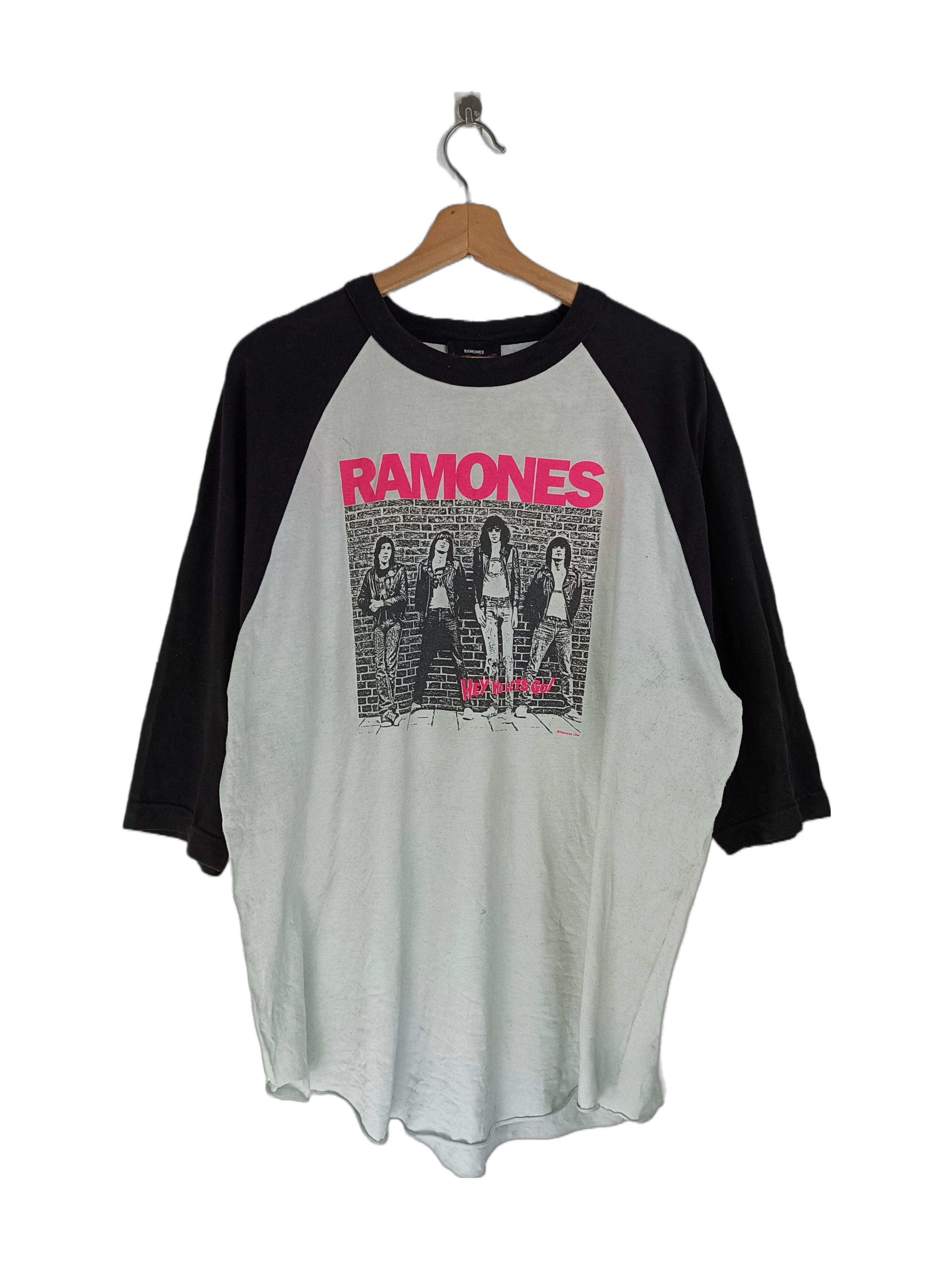 Vintage VINTAGE 2000s RAMONES (sex pistols dead kennedys misfits) | Grailed