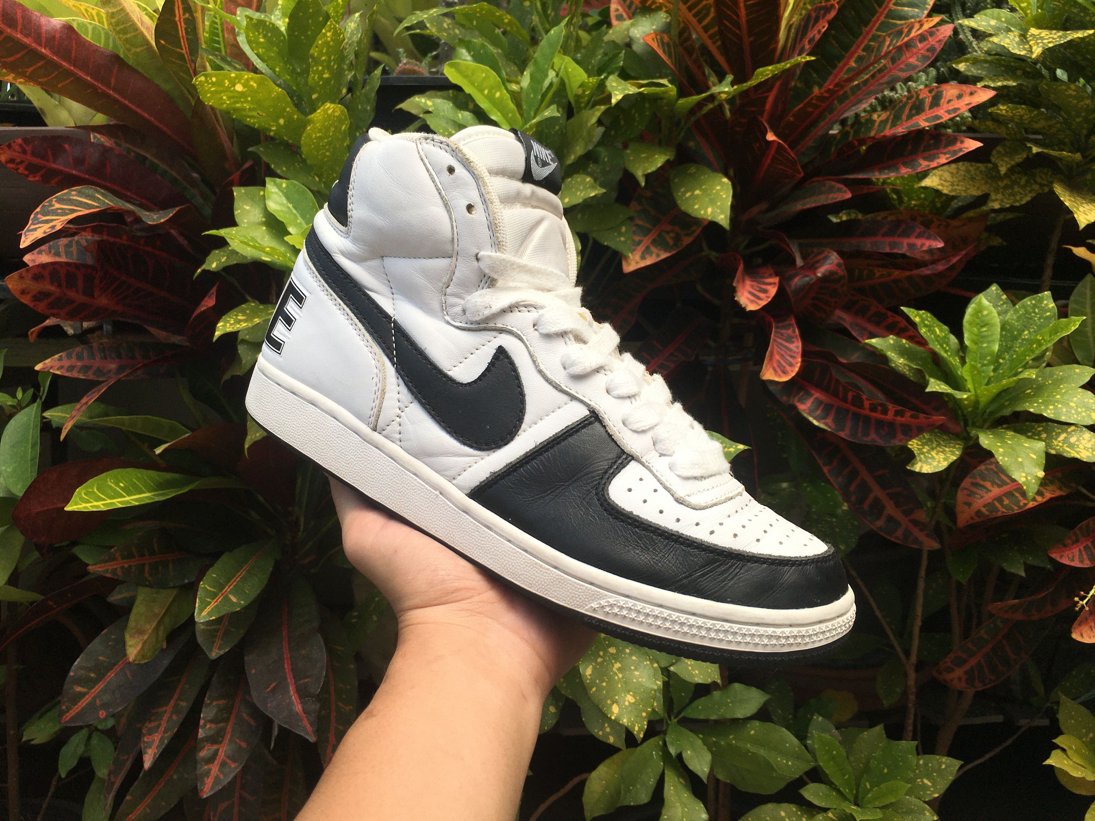 Nike × Vintage Vintage Nike Terminator High OG Black White Panda 2004 Size US 9.5 / EU 42-43 - 15 Thumbnail