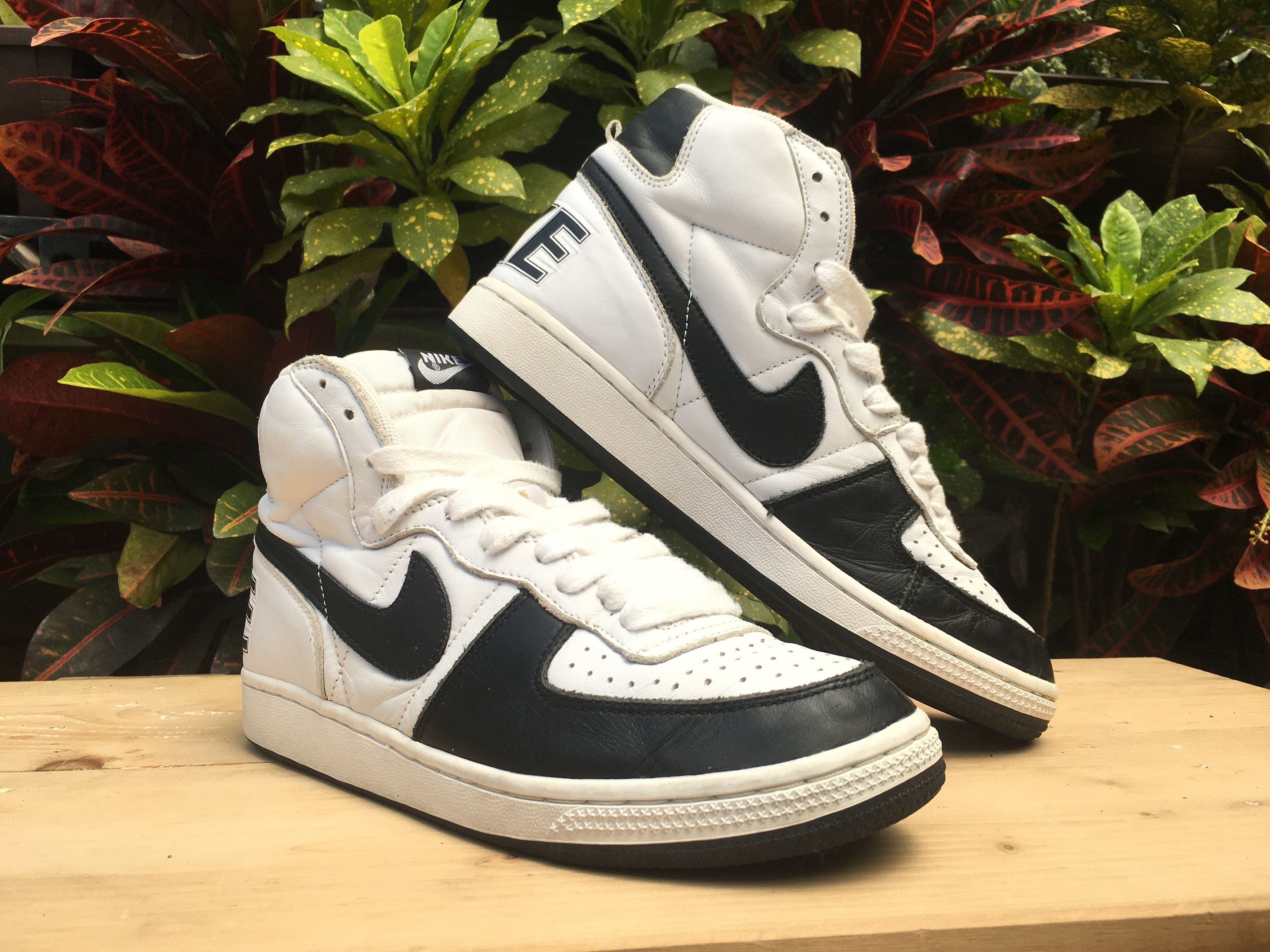 Nike × Vintage Vintage Nike Terminator High OG Black White Panda 2004 Size US 9.5 / EU 42-43 - 3 Thumbnail