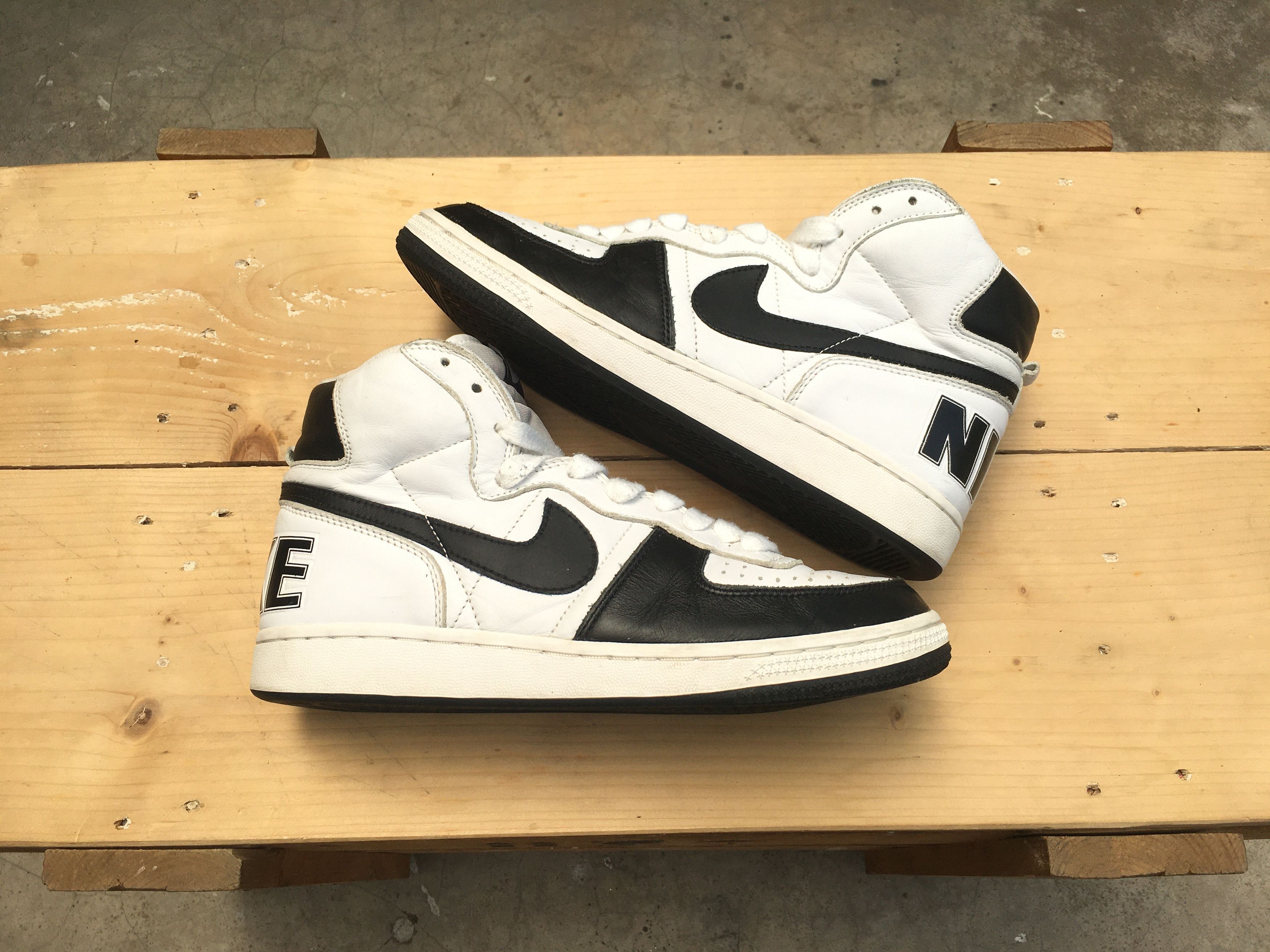 Nike × Vintage Vintage Nike Terminator High OG Black White Panda 2004 Size US 9.5 / EU 42-43 - 10 Thumbnail