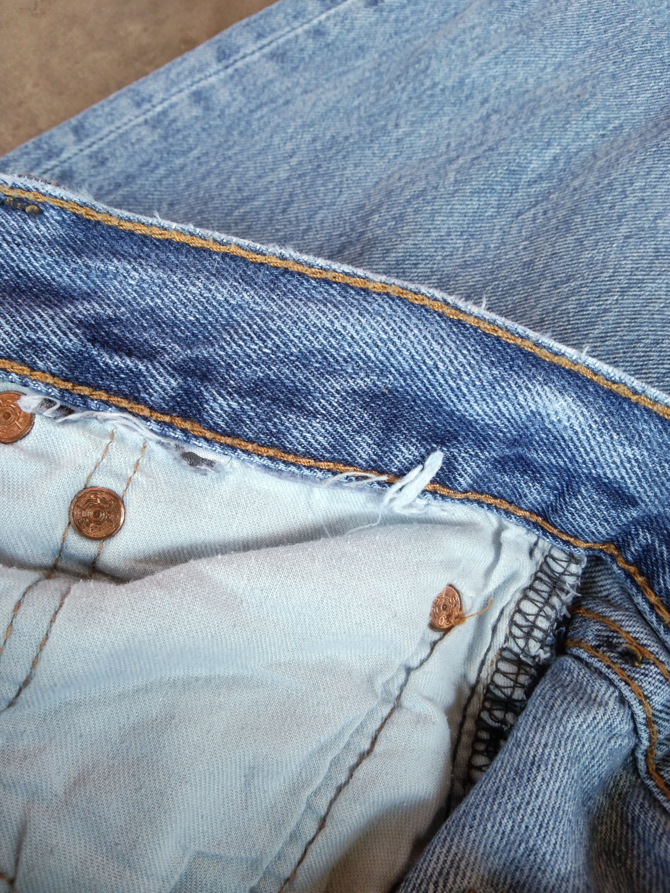 Levi's Vintage Levi's 501 Light Blue Wash Distressed Jeans 30x28 Size US 30 / EU 46 - 10 Thumbnail