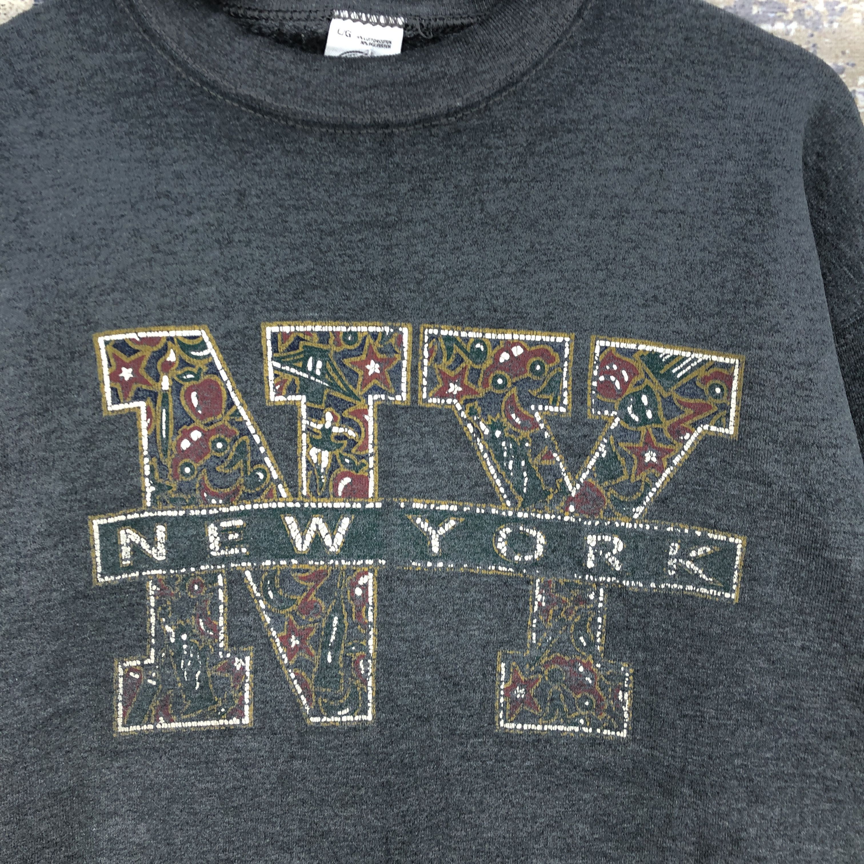 Vintage Vintage Faded New York Sweater Munsingwear Sweatshirt Jumper Size US L / EU 52-54 / 3 - 4 Thumbnail