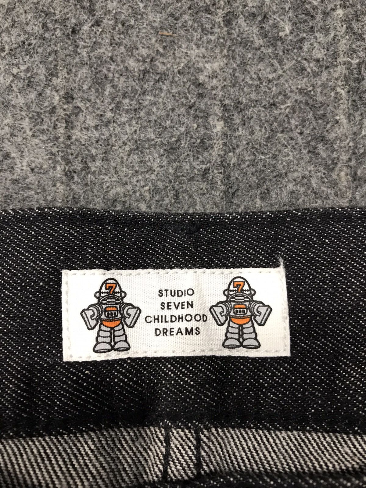 Japanese Brand Studio Seven Childhood Dream Tactical Pocket Jeans Size US 35 - 14 Thumbnail