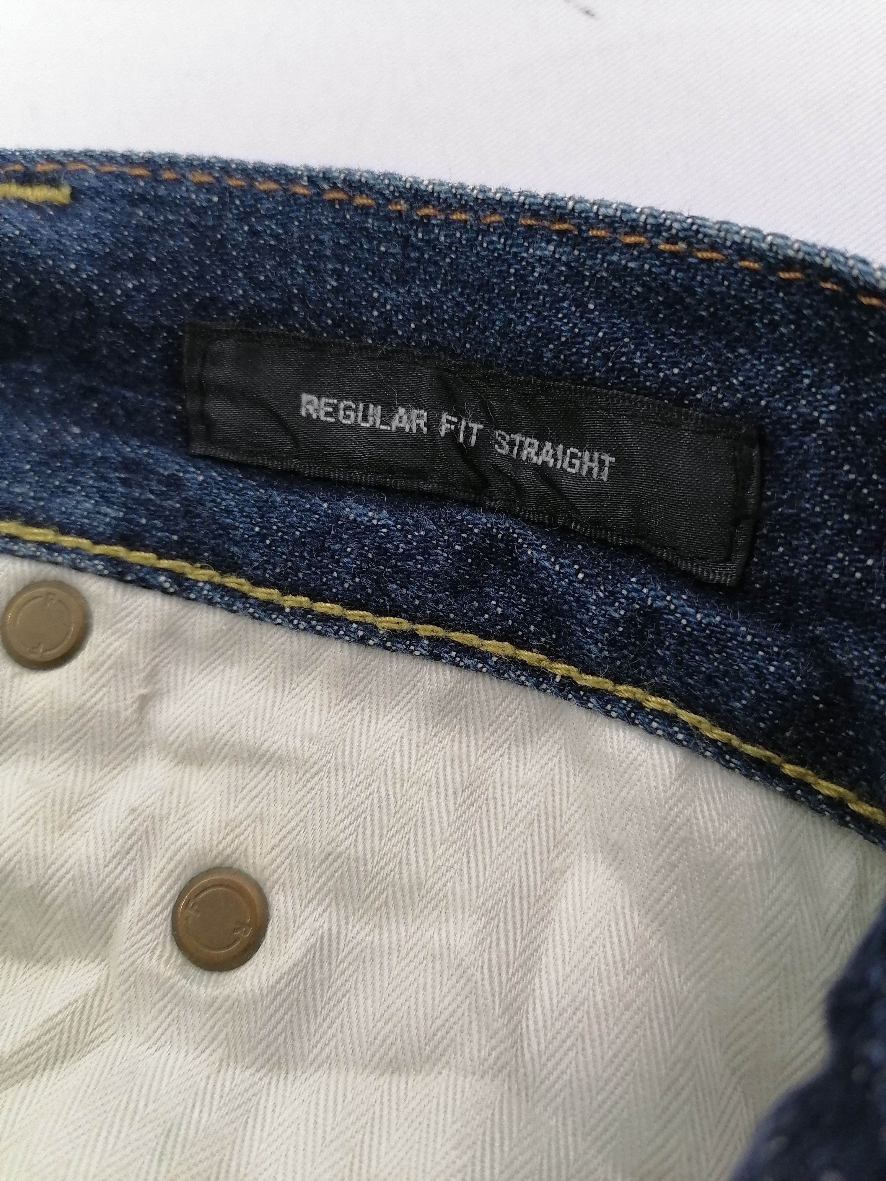 Uniqlo Uniqlo Regular Fit Straight Selvedge Denim Jeans Size US 32 / EU 48 - 9 Thumbnail