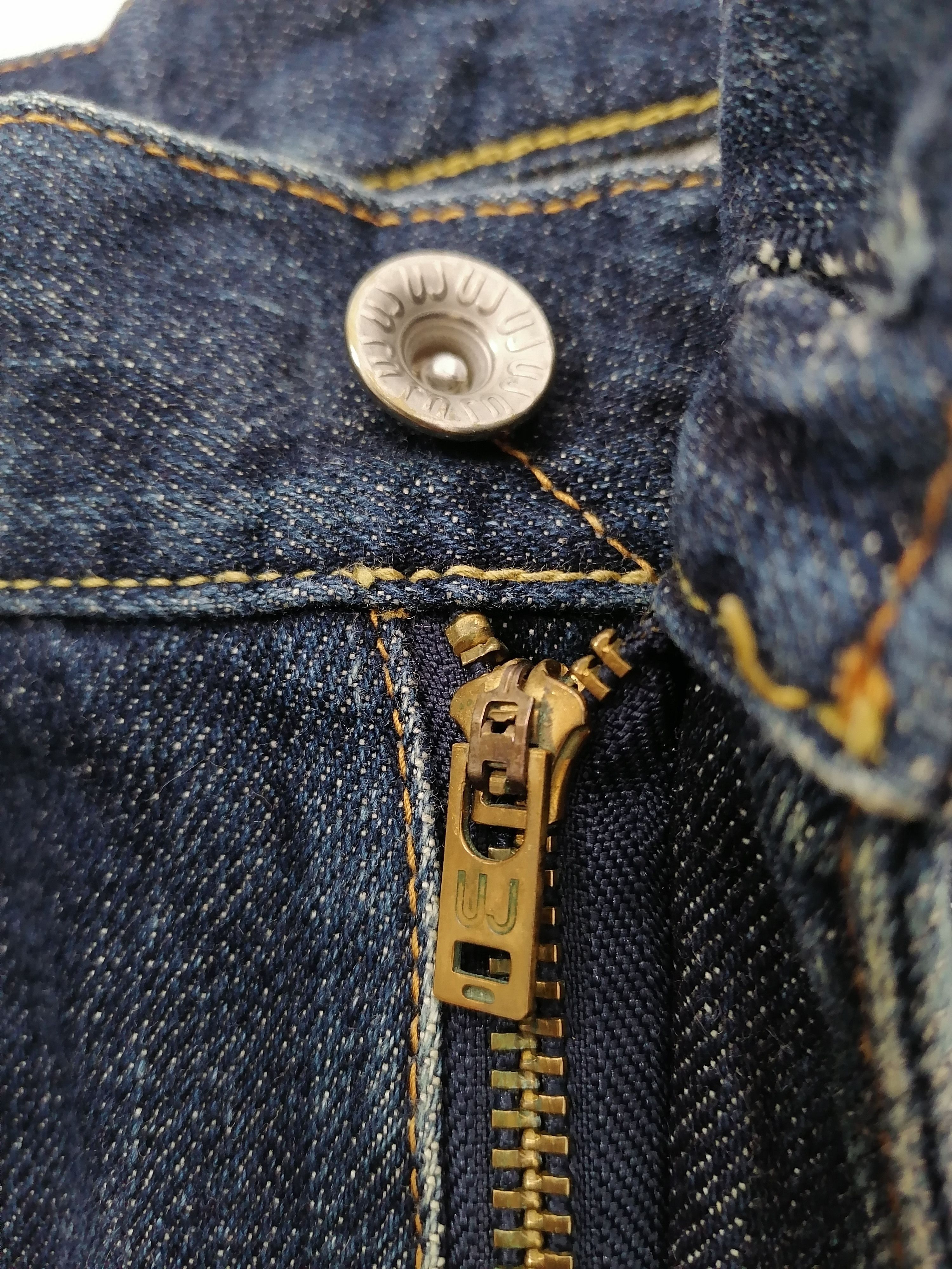 Uniqlo Uniqlo Regular Fit Straight Selvedge Denim Jeans Size US 32 / EU 48 - 5 Thumbnail