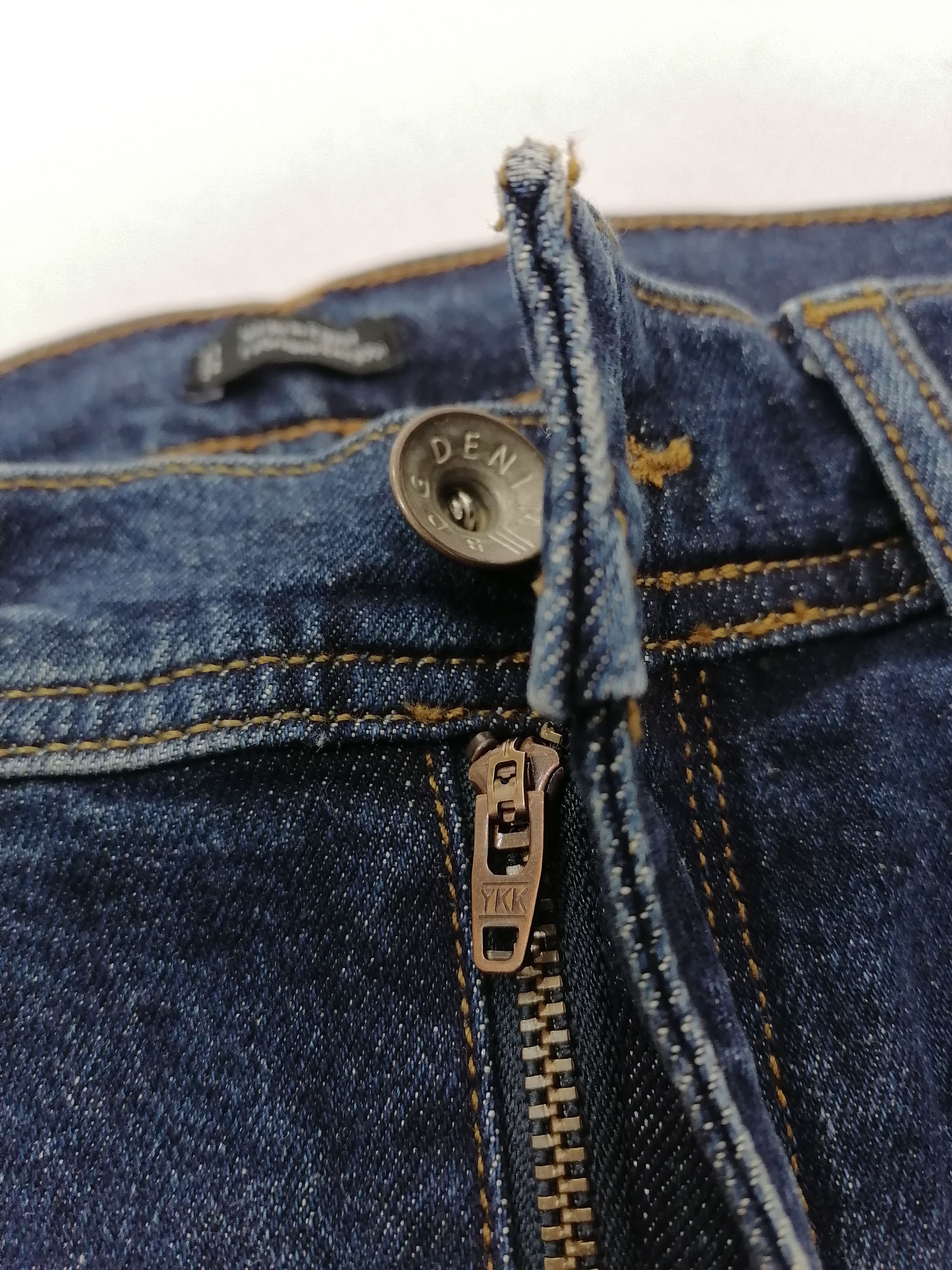 Bdg BDG Skinny Cut Off Stretch Denim Jeans Size US 32 / EU 48 - 4 Thumbnail