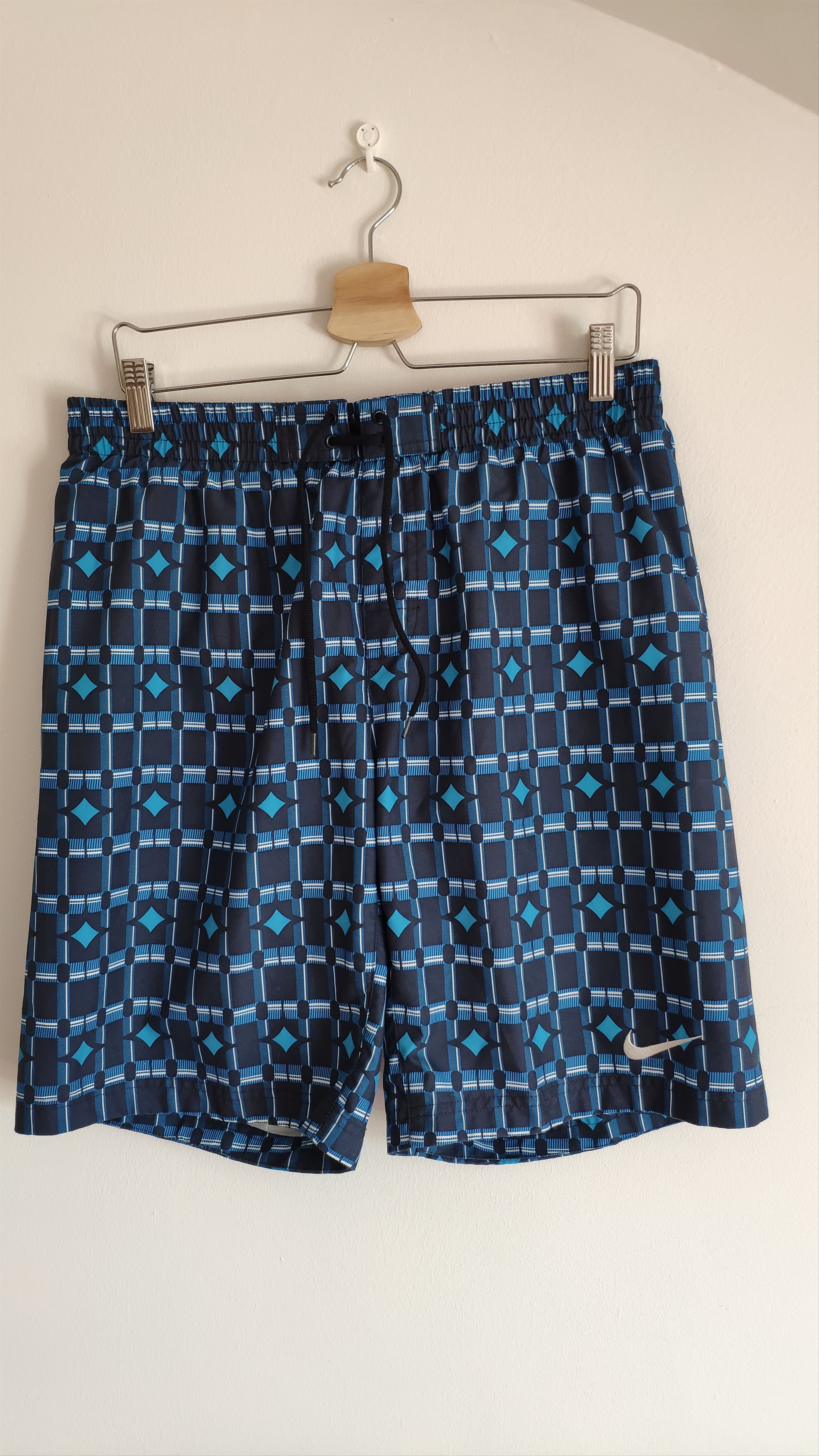 Nike Nike blue diamond print shorts Size US 31 - 1 Thumbnail