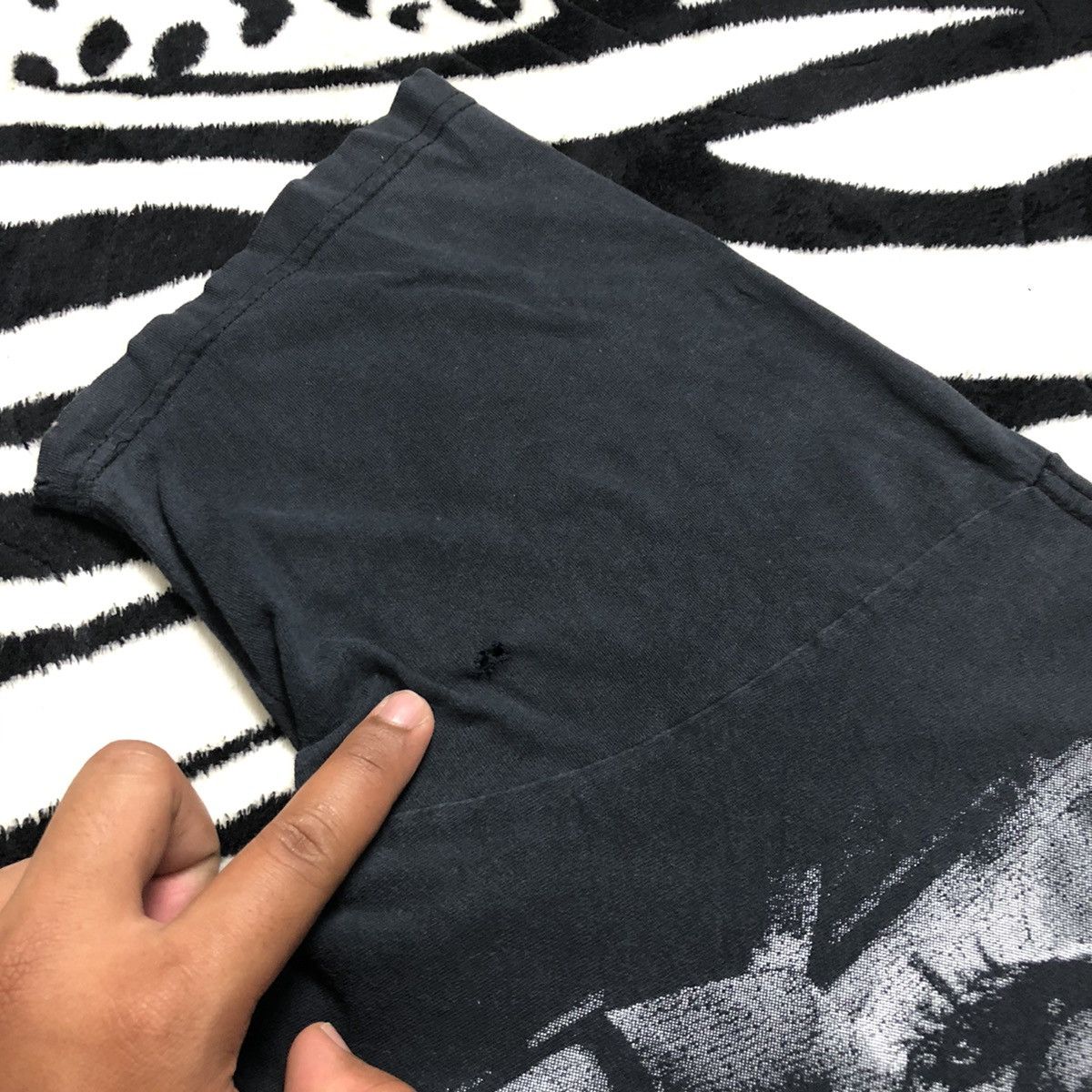 Band Tees × Vintage Trash 🔥 Nirvana Kurt Cobain Distressed Tee Size US L / EU 52-54 / 3 - 13 Thumbnail