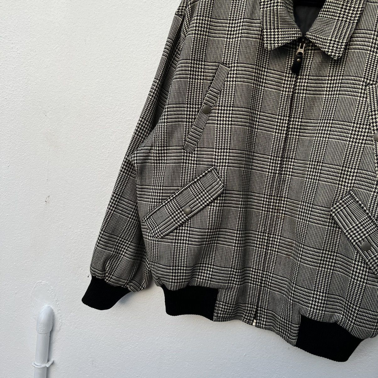 Japanese Brand INIGO JONES TARTAN BOMBER JACKET ISSEY MIYAKE MA-1 STYLE Size US M / EU 48-50 / 2 - 4 Thumbnail