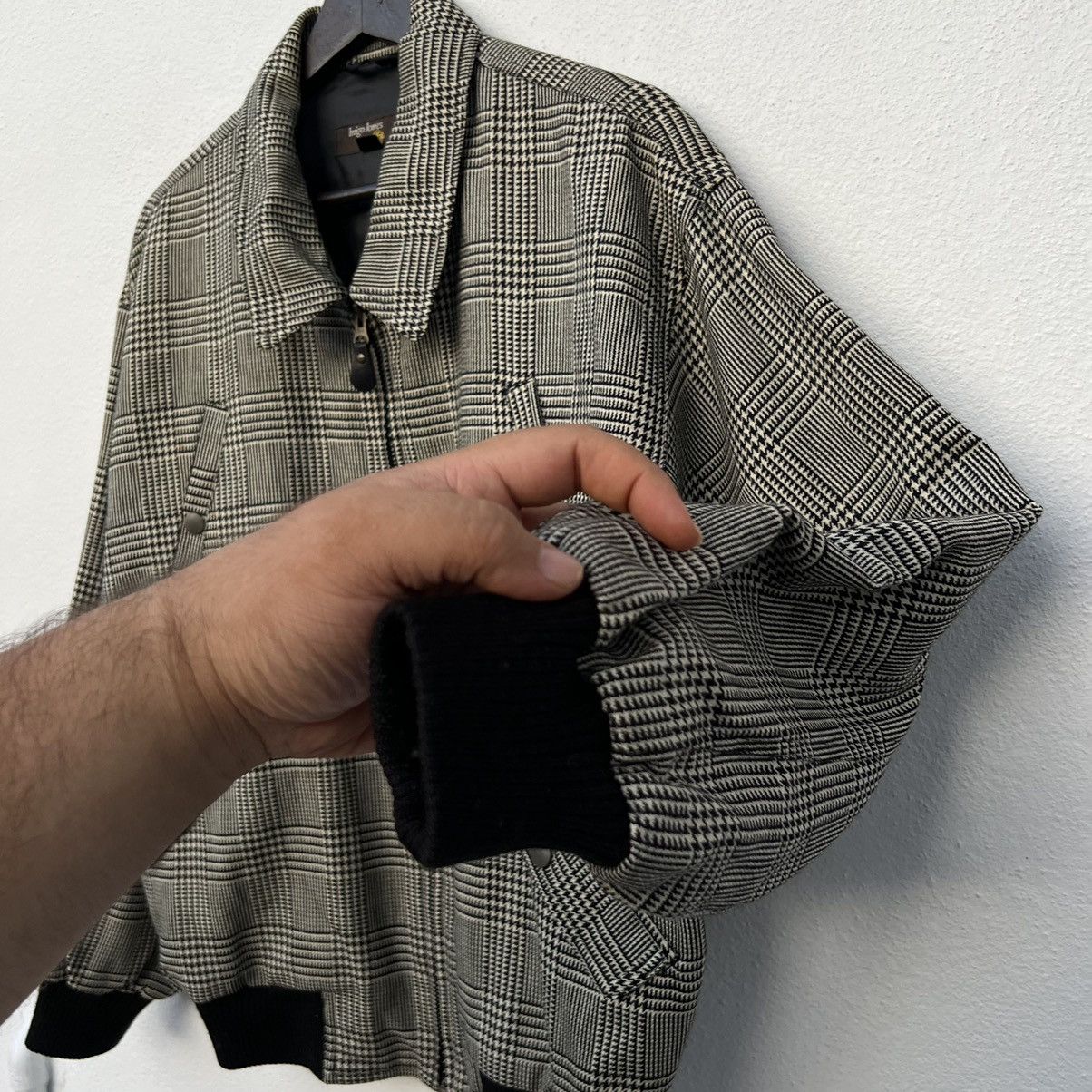 Japanese Brand INIGO JONES TARTAN BOMBER JACKET ISSEY MIYAKE MA-1 STYLE Size US M / EU 48-50 / 2 - 8 Thumbnail
