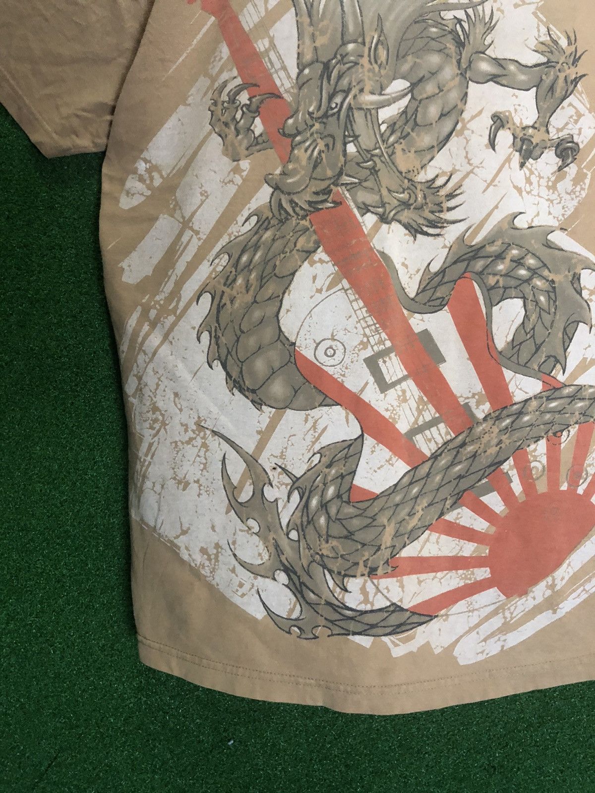 Japanese Brand Unknown Tees with Big DRAGON printed Size US XL / EU 56 / 4 - 4 Thumbnail