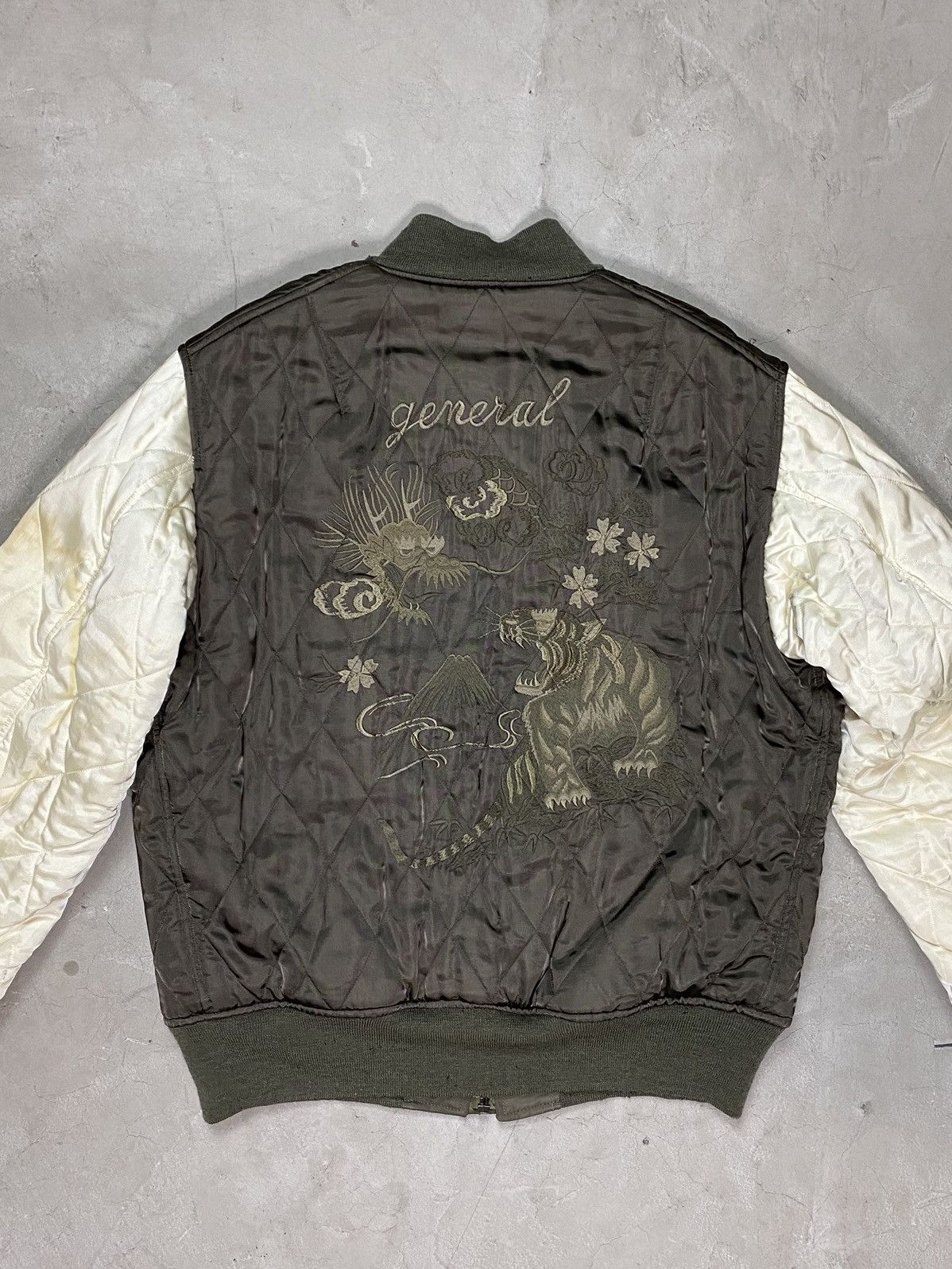 General Research 2004 General Research “1611” Sukajan MA-1 Bomber Jacket Size US L / EU 52-54 / 3 - 10 Thumbnail