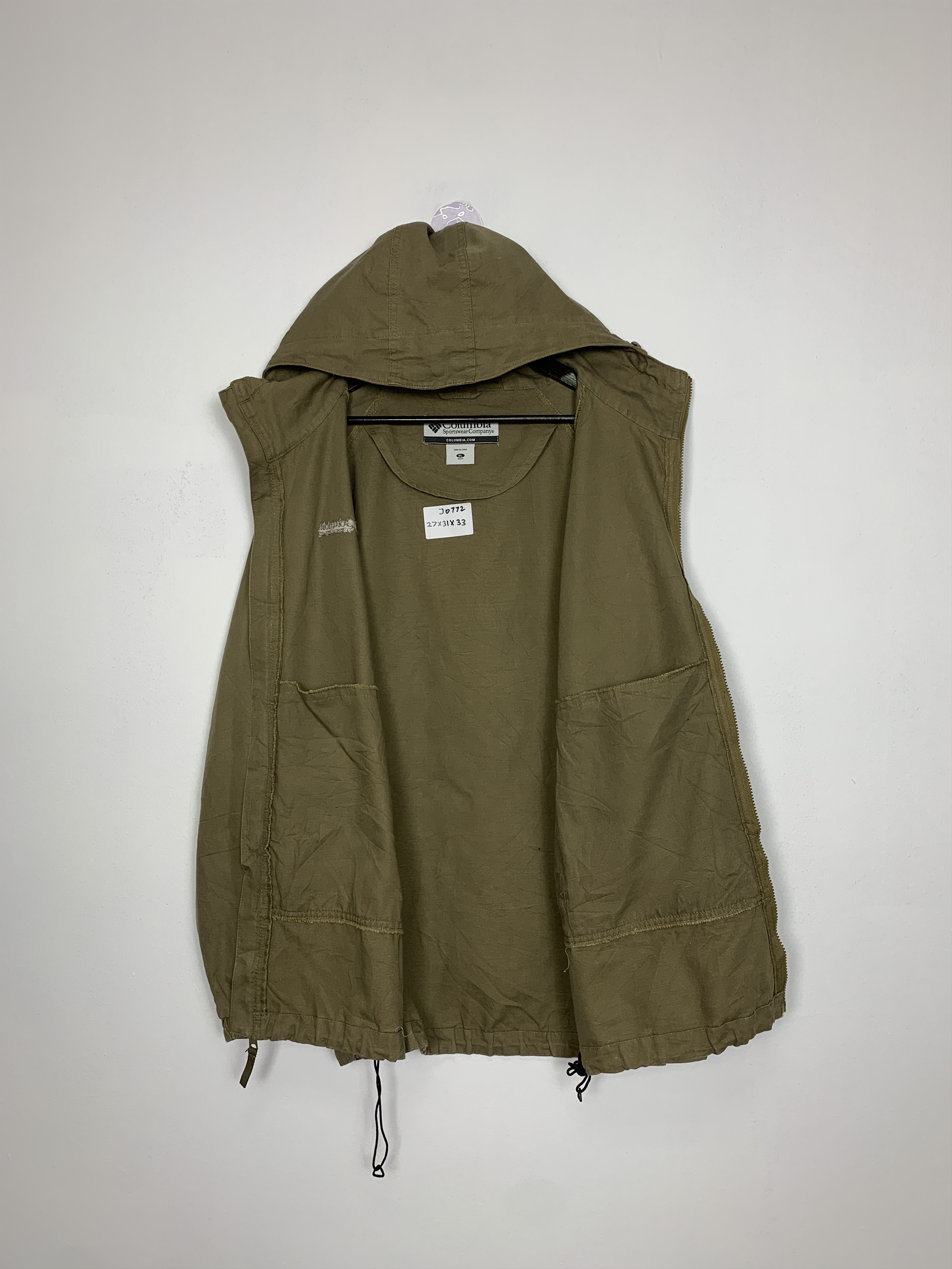 Columbia Vintage COLUMBIA Windbreaker Outdoor Jacket J0772 Size US L / EU 52-54 / 3 - 9 Thumbnail