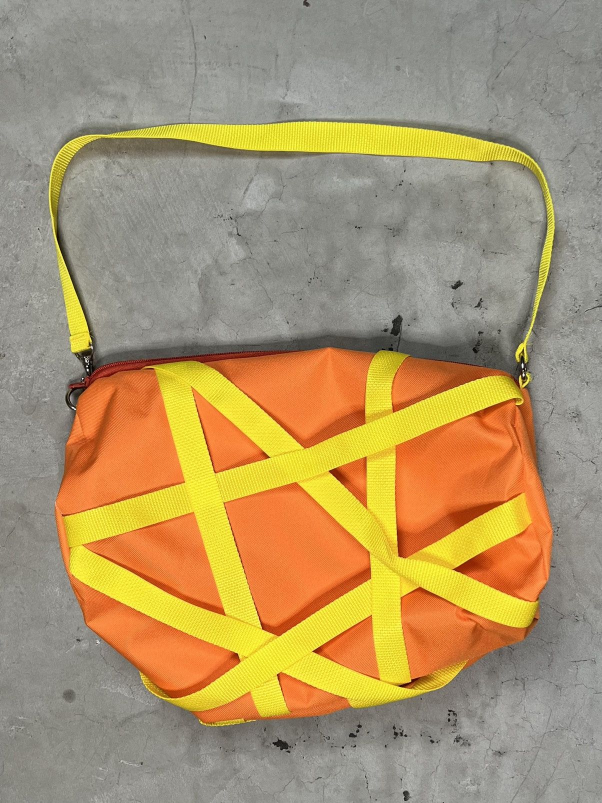 Aris Tatalovich Aris Tatalovich 1/1 Strapped Shoulder Bag Size ONE SIZE - 1 Thumbnail
