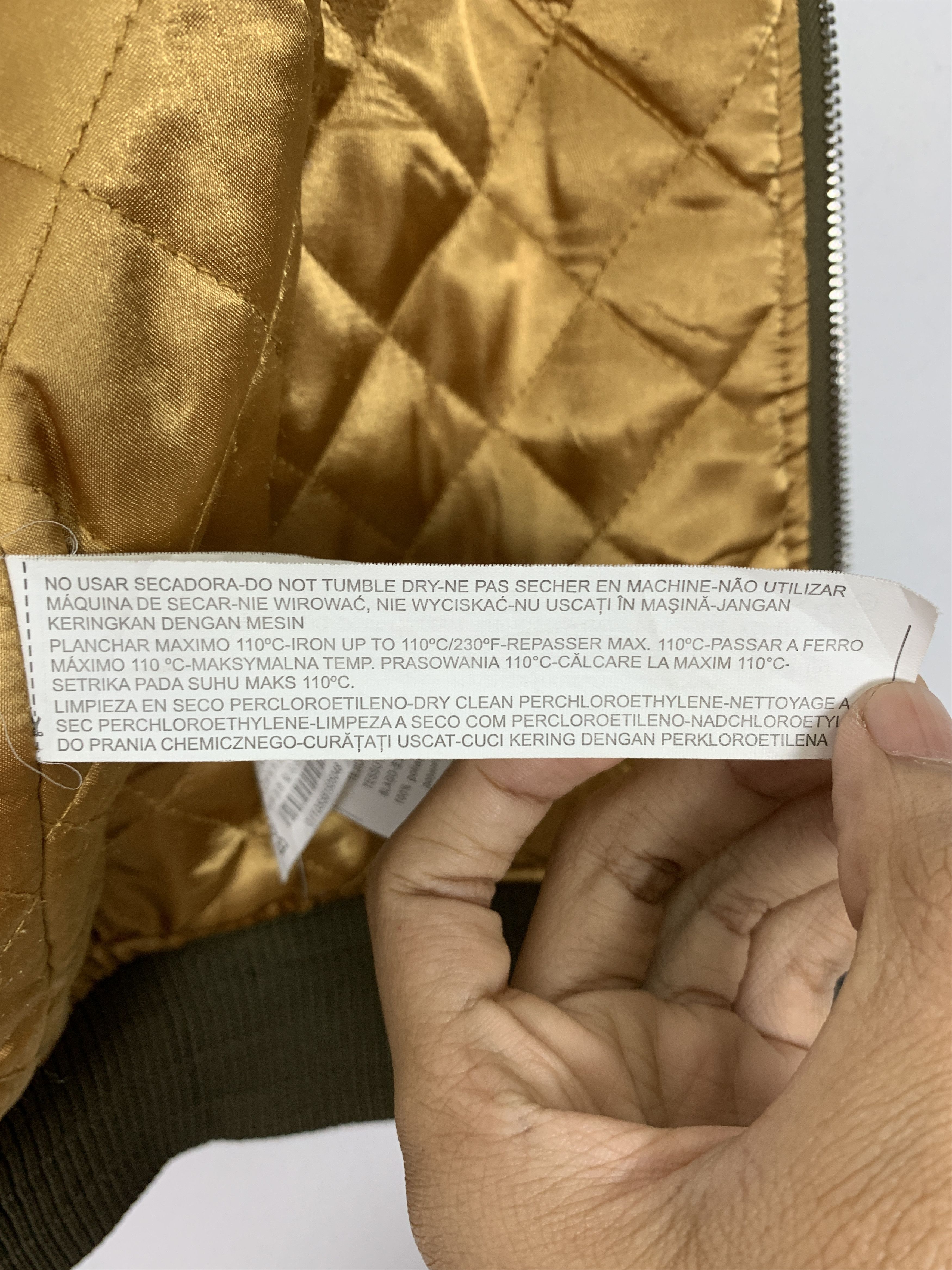 Bershka Vintage BERSHKA Quilted Lining Bombers Jacket J1079 Size US S / EU 44-46 / 1 - 13 Thumbnail