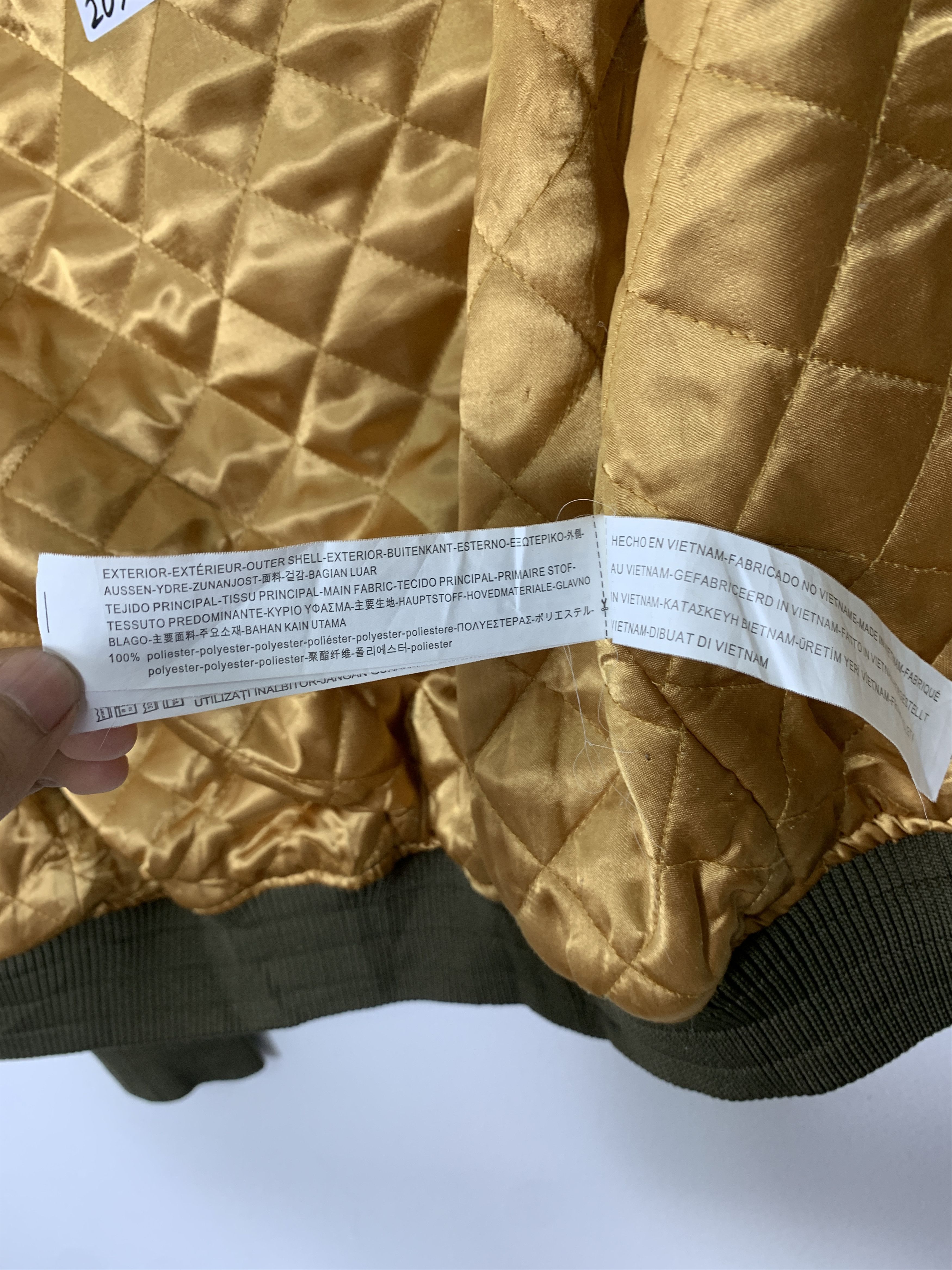 Bershka Vintage BERSHKA Quilted Lining Bombers Jacket J1079 Size US S / EU 44-46 / 1 - 10 Thumbnail