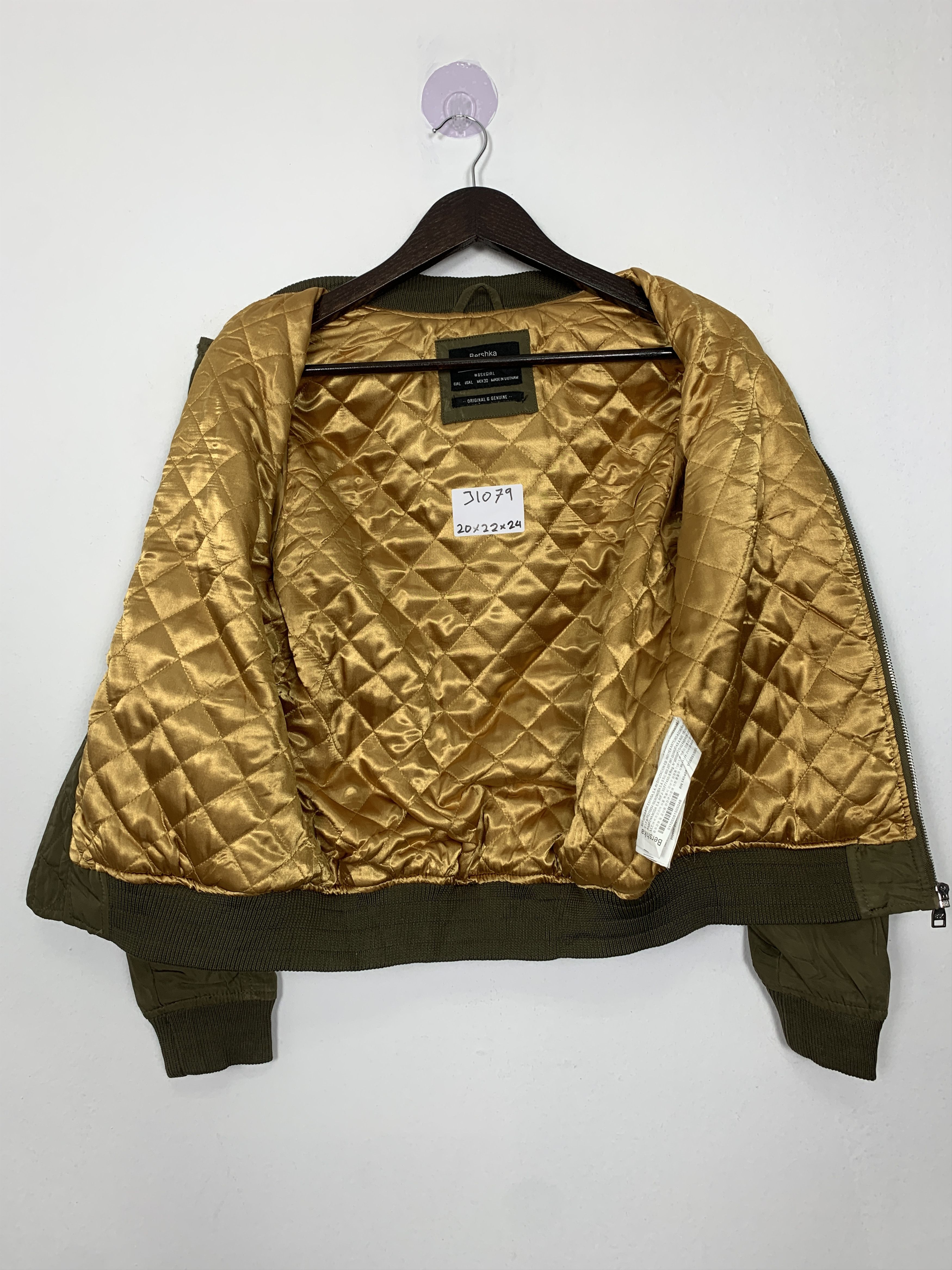 Bershka Vintage BERSHKA Quilted Lining Bombers Jacket J1079 Size US S / EU 44-46 / 1 - 7 Thumbnail