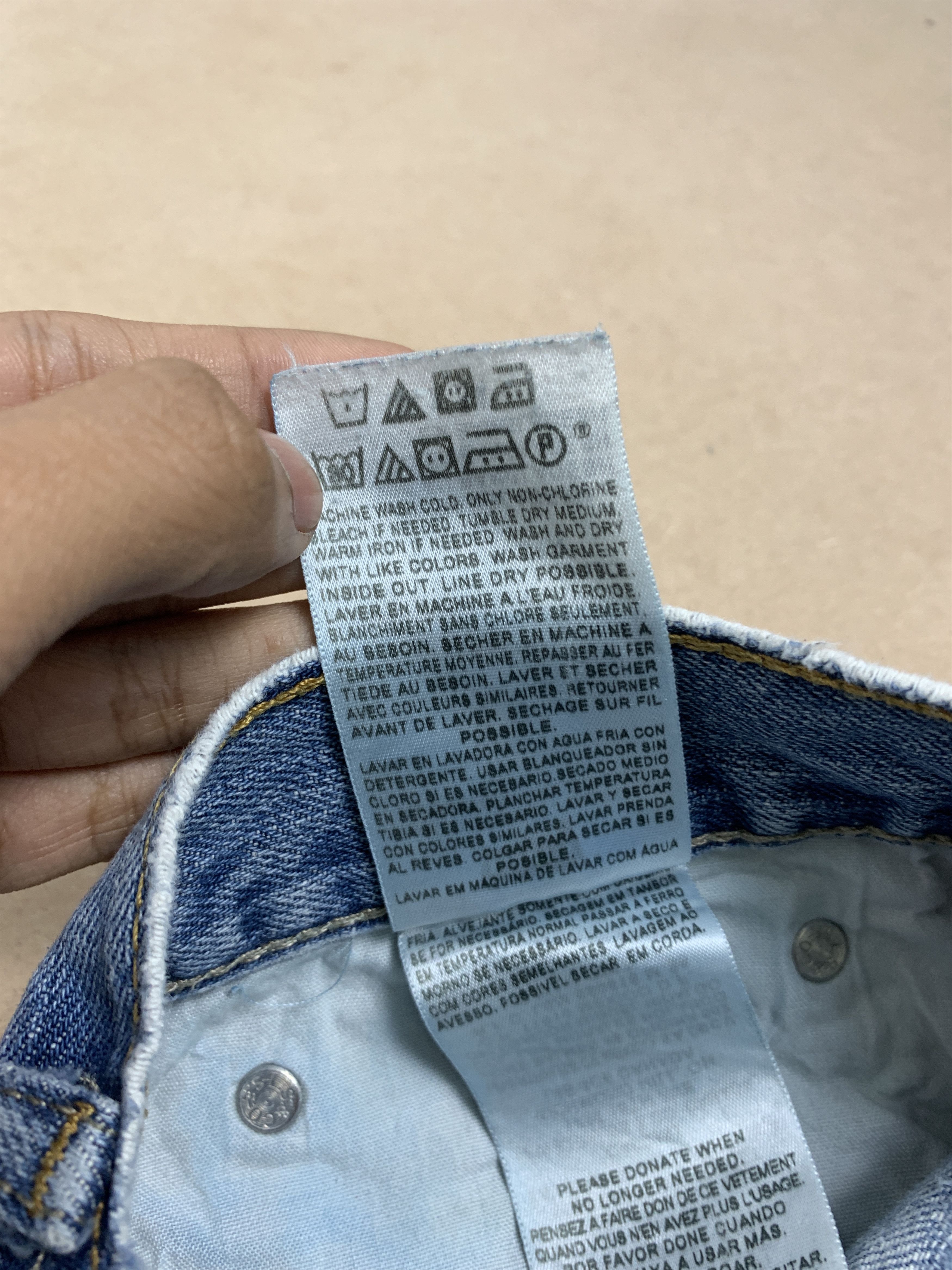 Levi's Vintage Levis 569 Straight Cut Distressed Mid Wash Jeans Size US 36 / EU 52 - 14 Thumbnail