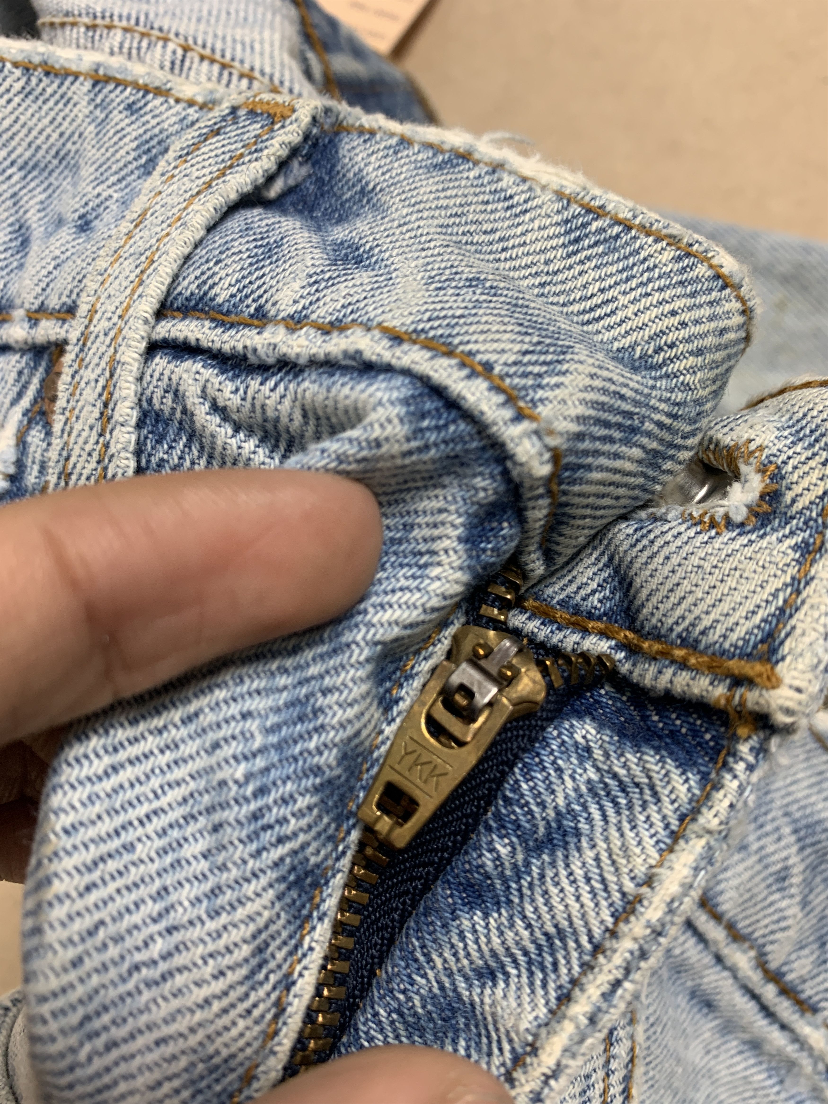 Levi's Vintage Levis 505 Straight Cut Distressed Jeans P0286 Size US 32 / EU 48 - 16 Thumbnail