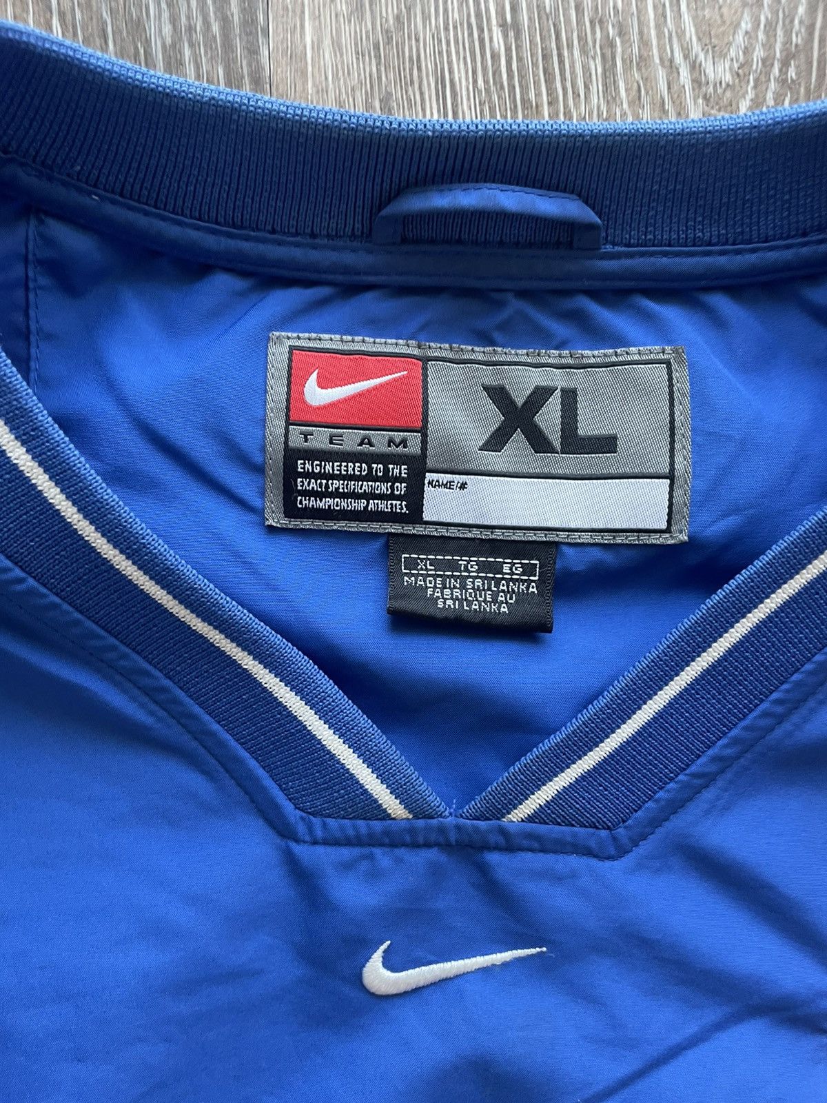 Nike Vintage 90s Nike Center Swoosh Football Pullover Windbreaker Size US XL / EU 56 / 4 - 5 Thumbnail