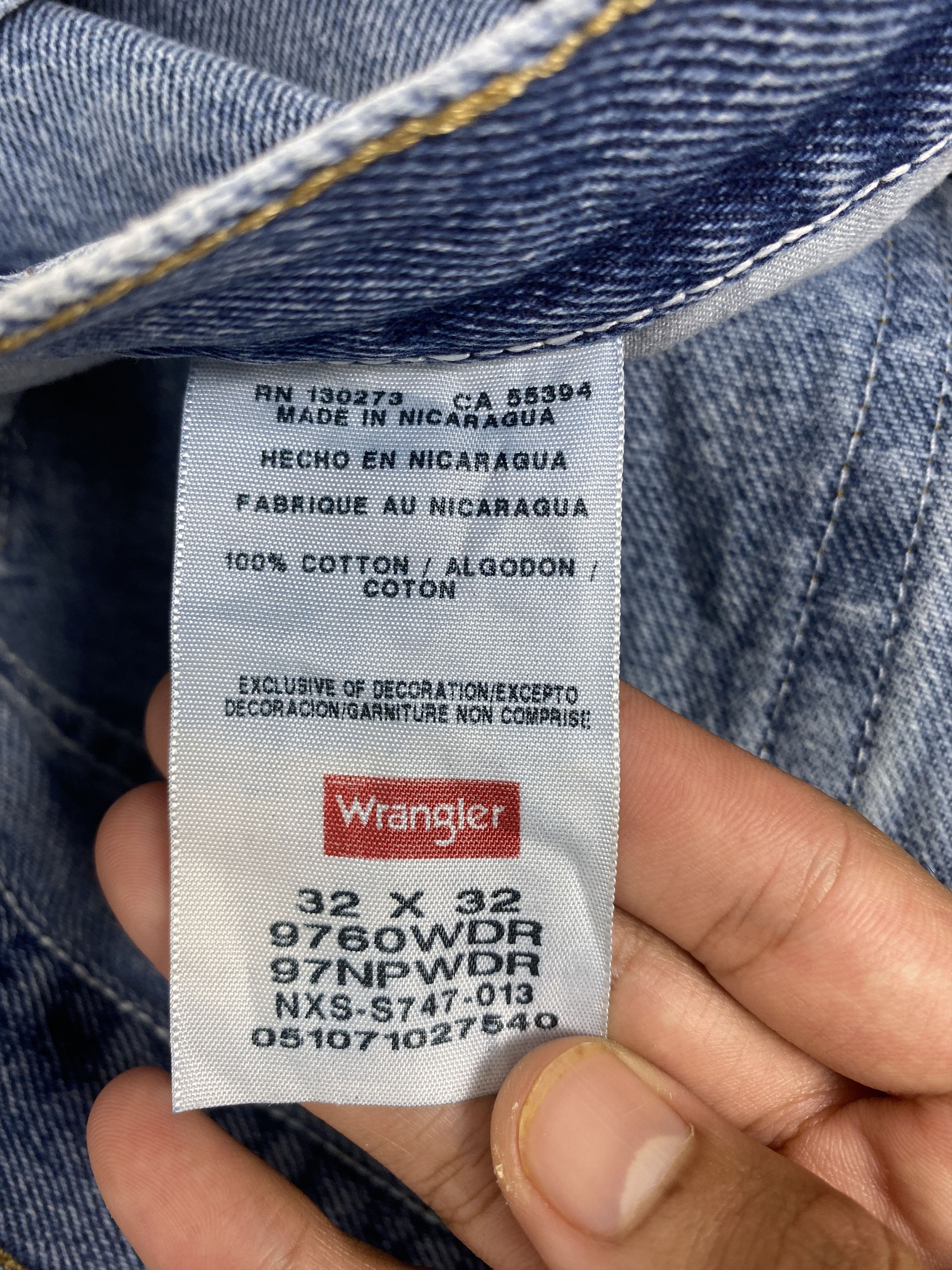 Vintage Vintage Wrangler Distressed Straight Cut Blue Jeans Size US 33 - 8 Thumbnail