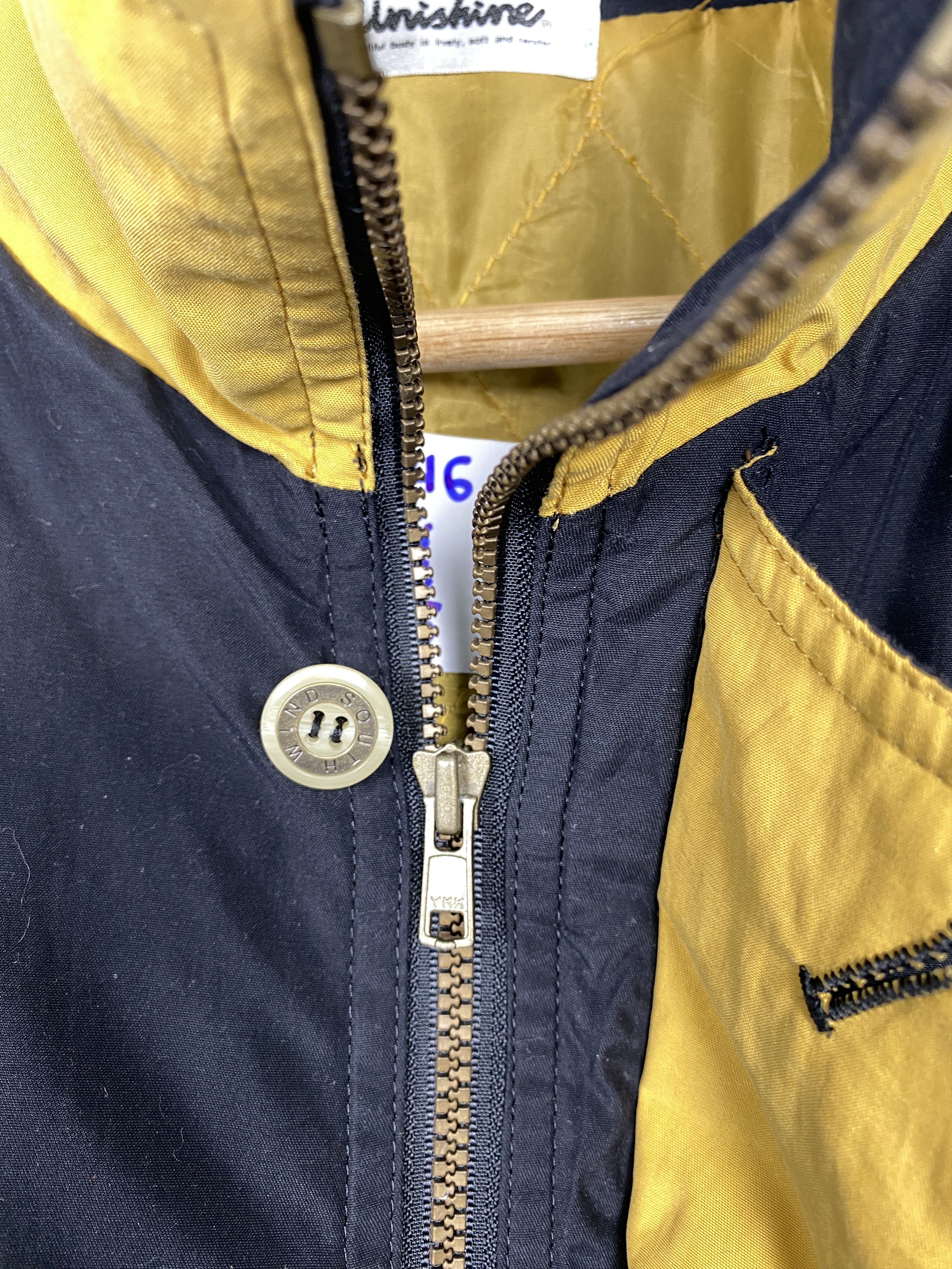 Japanese Brand Vintage Unishine Quilted Lining Zip Up Jacket J1146 Size US XL / EU 56 / 4 - 6 Thumbnail