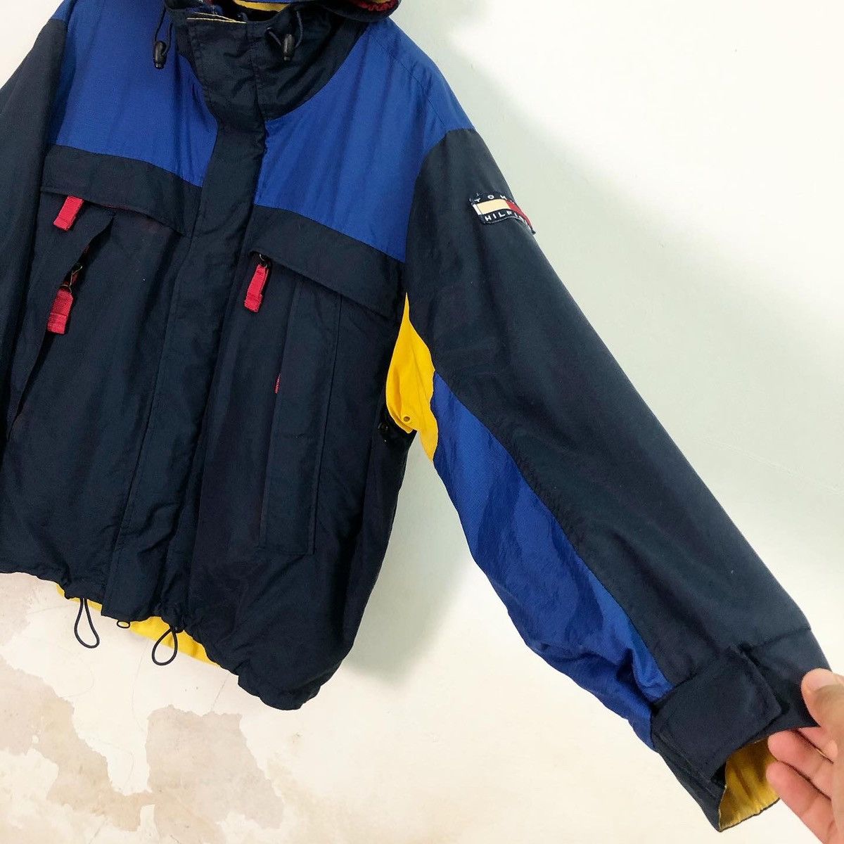 Tommy Hilfiger × Vintage Vintage 90s Tommy Hilfiger Winter Jacket Size US L / EU 52-54 / 3 - 3 Thumbnail