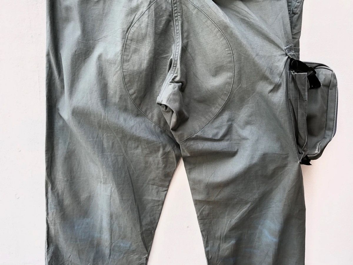 Japanese Brand REVOLVER TACTICAL CARGO TROUSERS WITH SMALL BAG ON HIPS Size US 36 / EU 52 - 9 Thumbnail