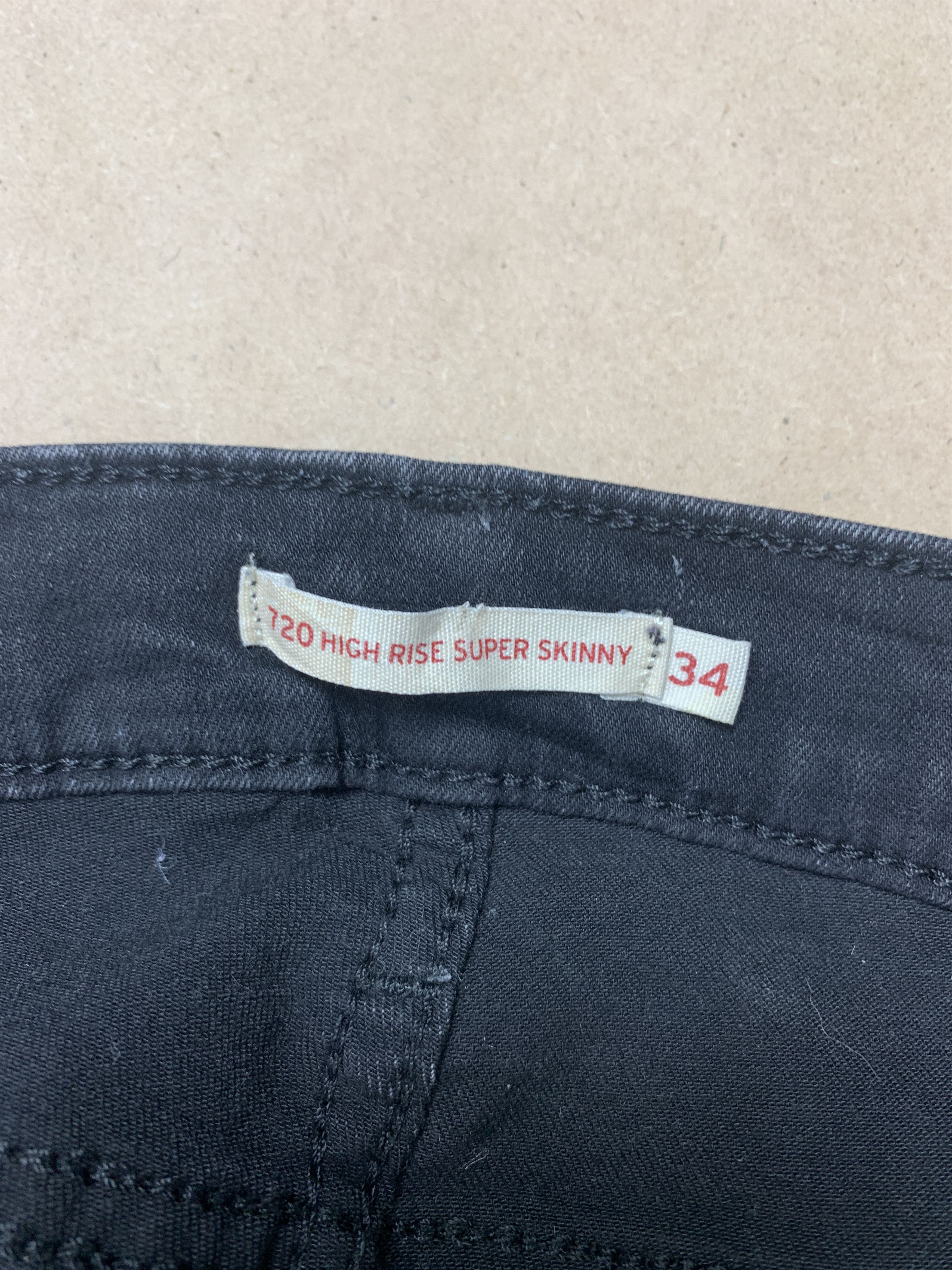 Levi's Vintage LEVI'S 720 High Rise Super Skinny Black Jeans Size US 34 / EU 50 - 10 Thumbnail