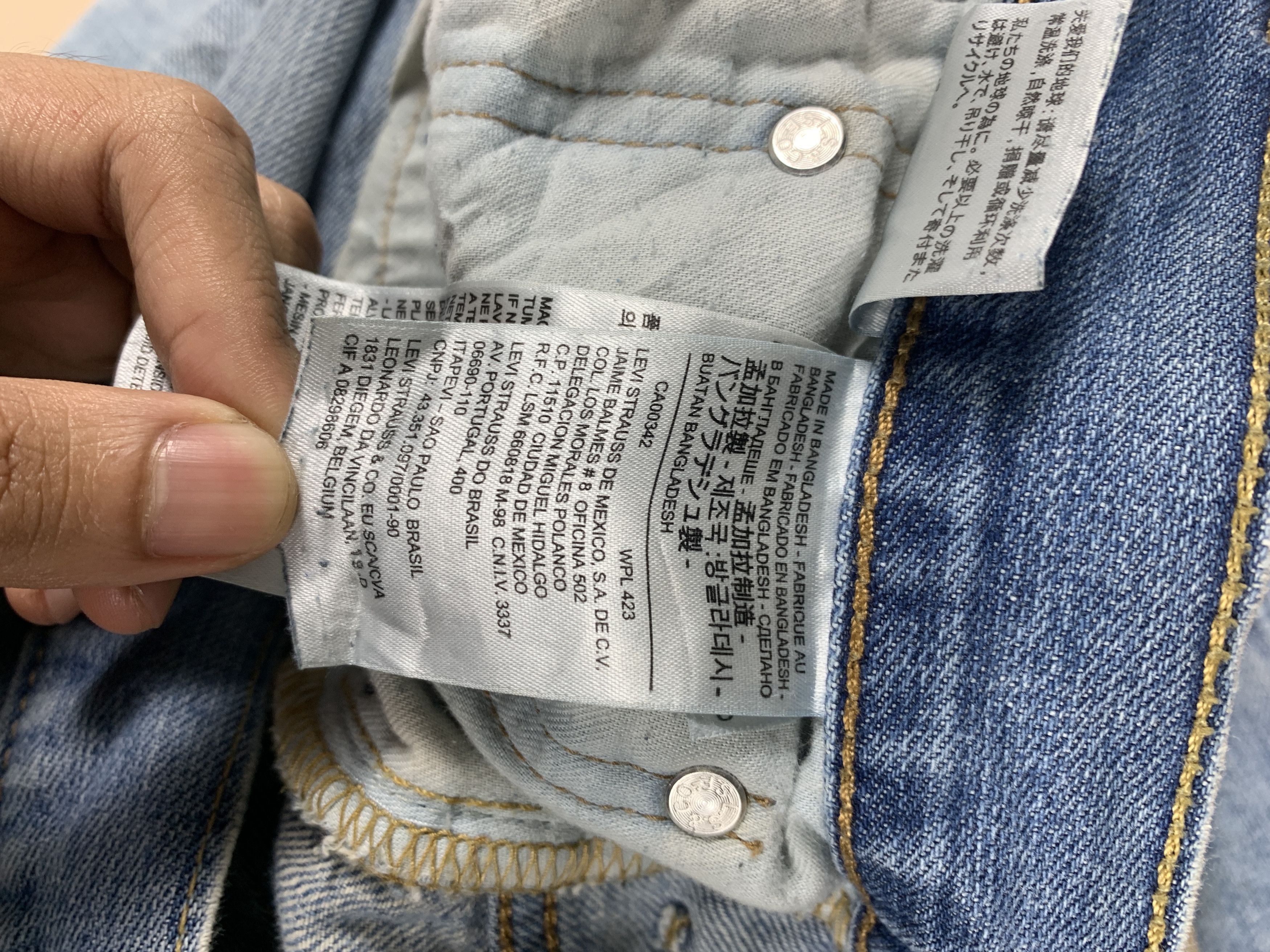 Levi's Vintage LEVI'S 569 Loose Straight Cut Jeans Size US 44 / EU 60 - 10 Thumbnail