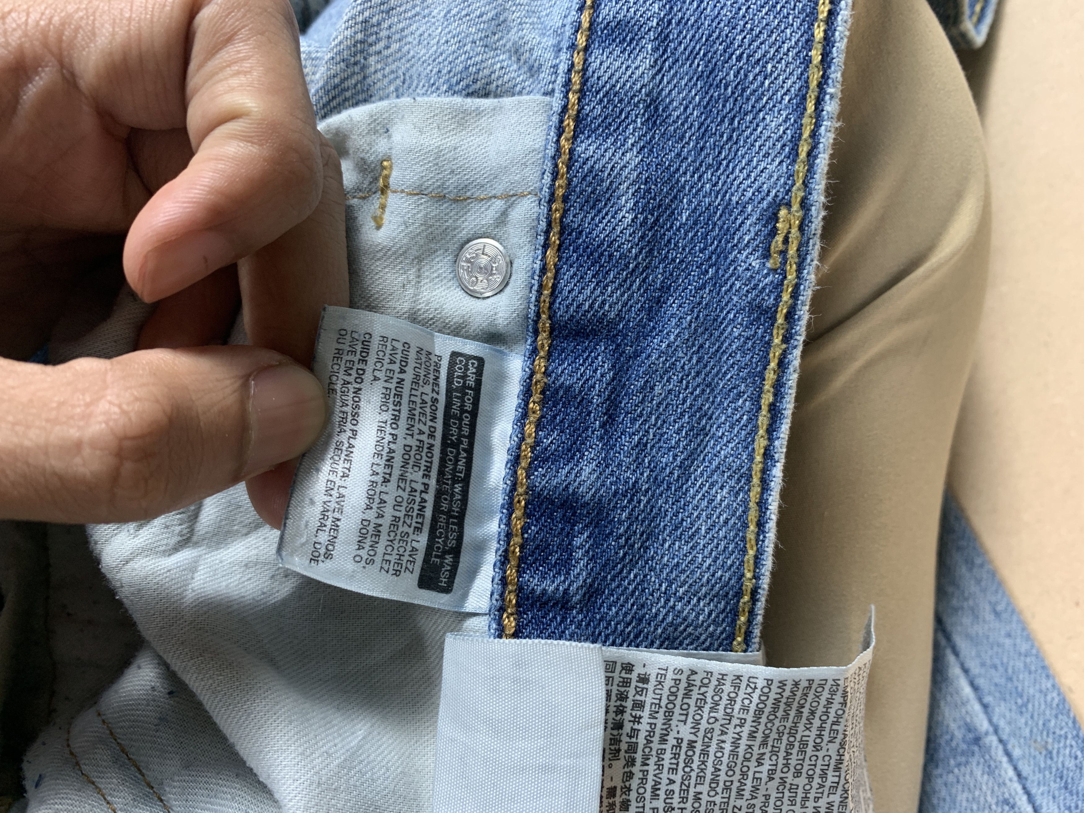 Levi's Vintage LEVI'S 569 Loose Straight Cut Jeans Size US 44 / EU 60 - 13 Thumbnail