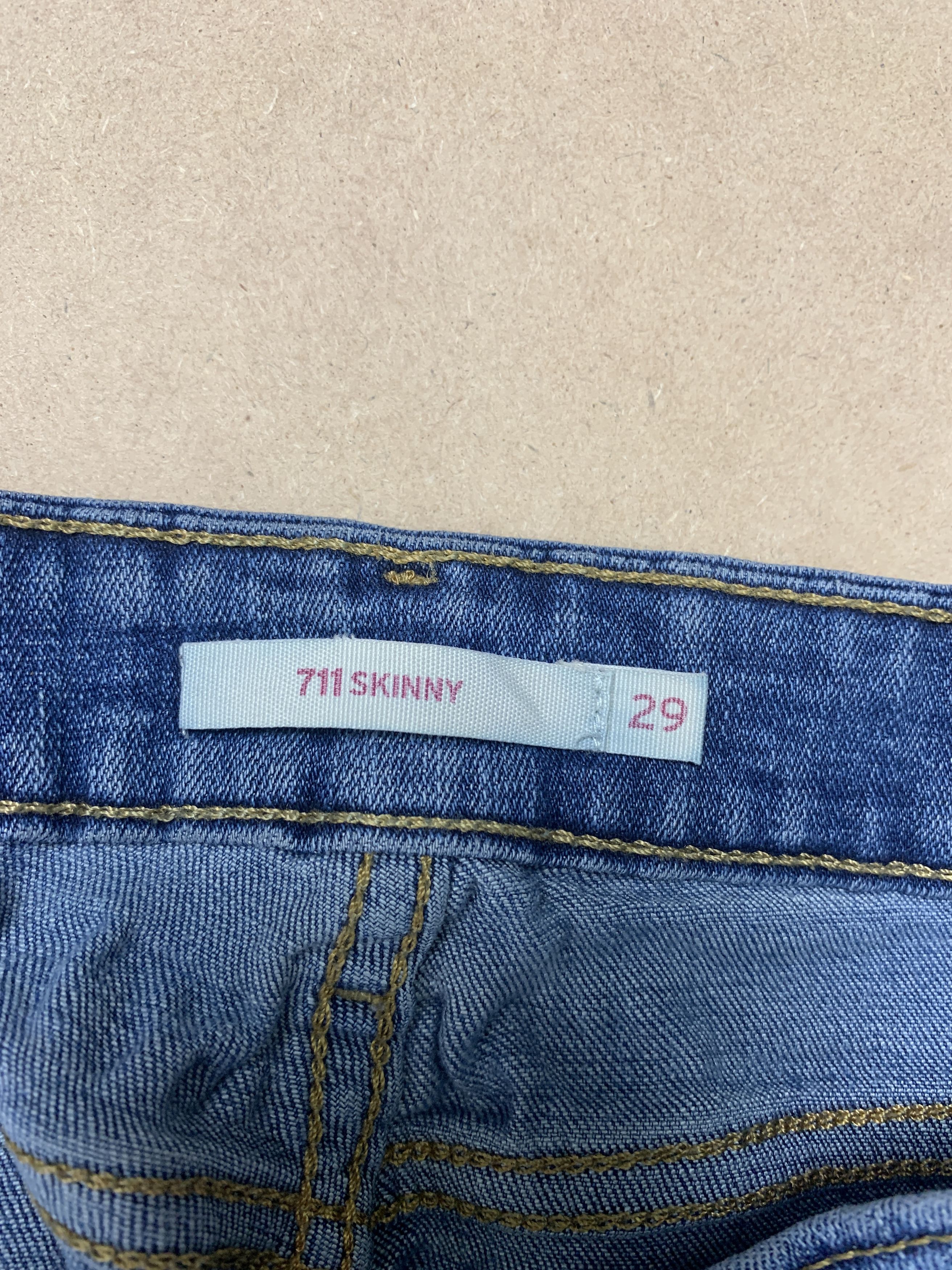Levi's Vintage LEVI'S 711 Skinny Faded Jeans Size 25" / US 0 / IT 36 - 10 Thumbnail