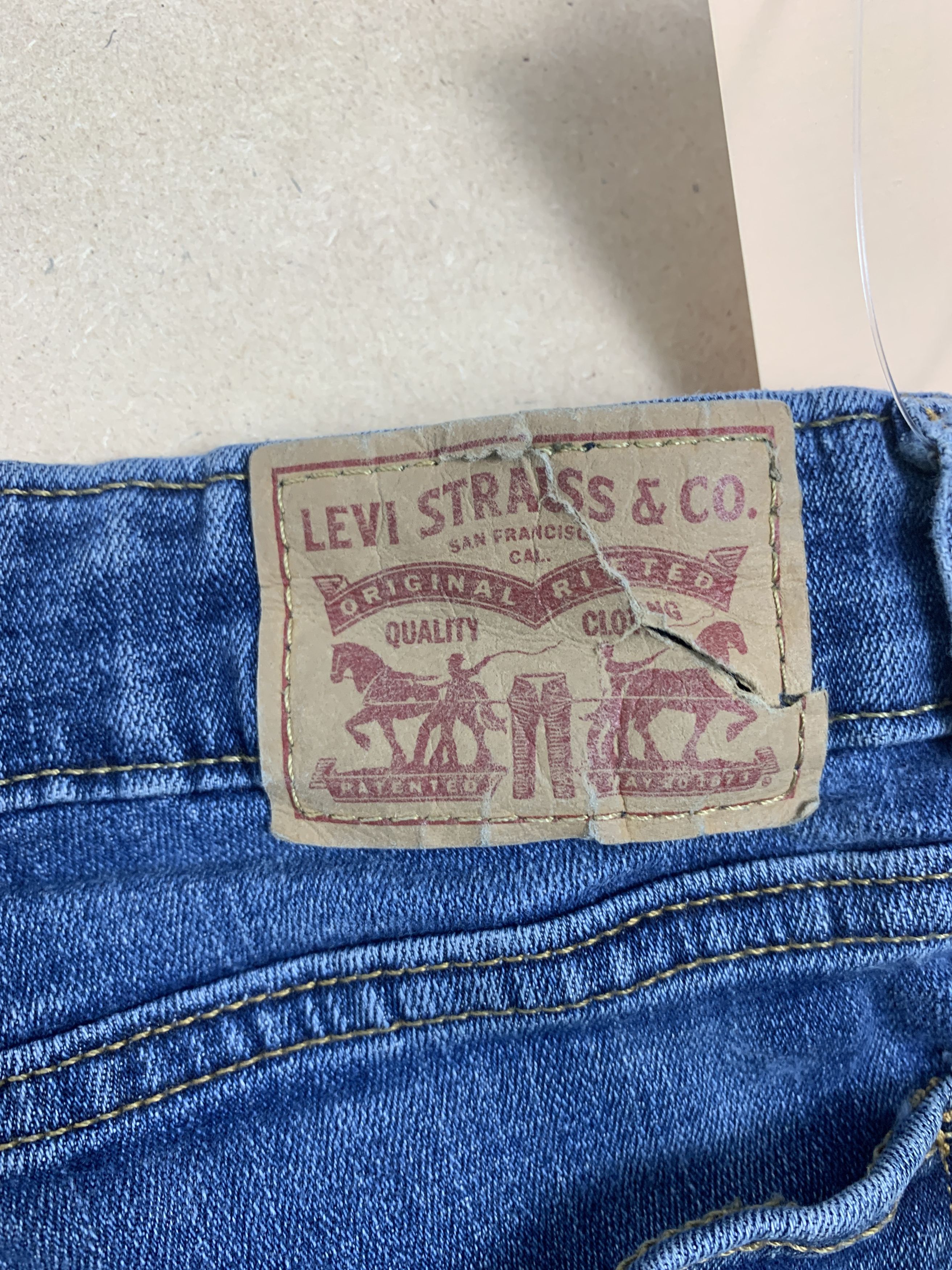 Levi's Vintage LEVI'S 711 Skinny Faded Jeans Size 25" / US 0 / IT 36 - 8 Thumbnail