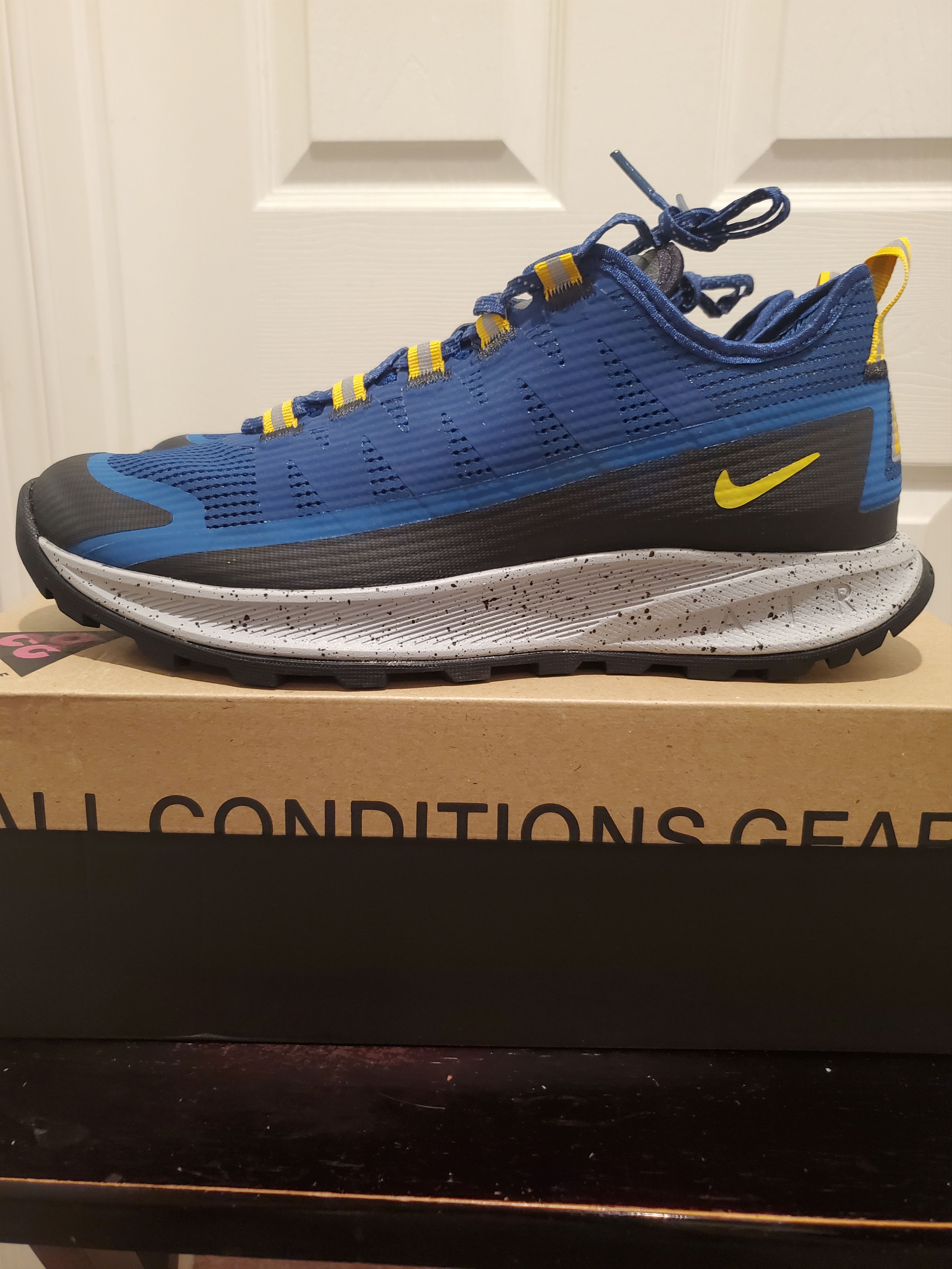 Nike ACG Air Nasu Coastal Blue Size US 9 / EU 42 - 2 Thumbnail