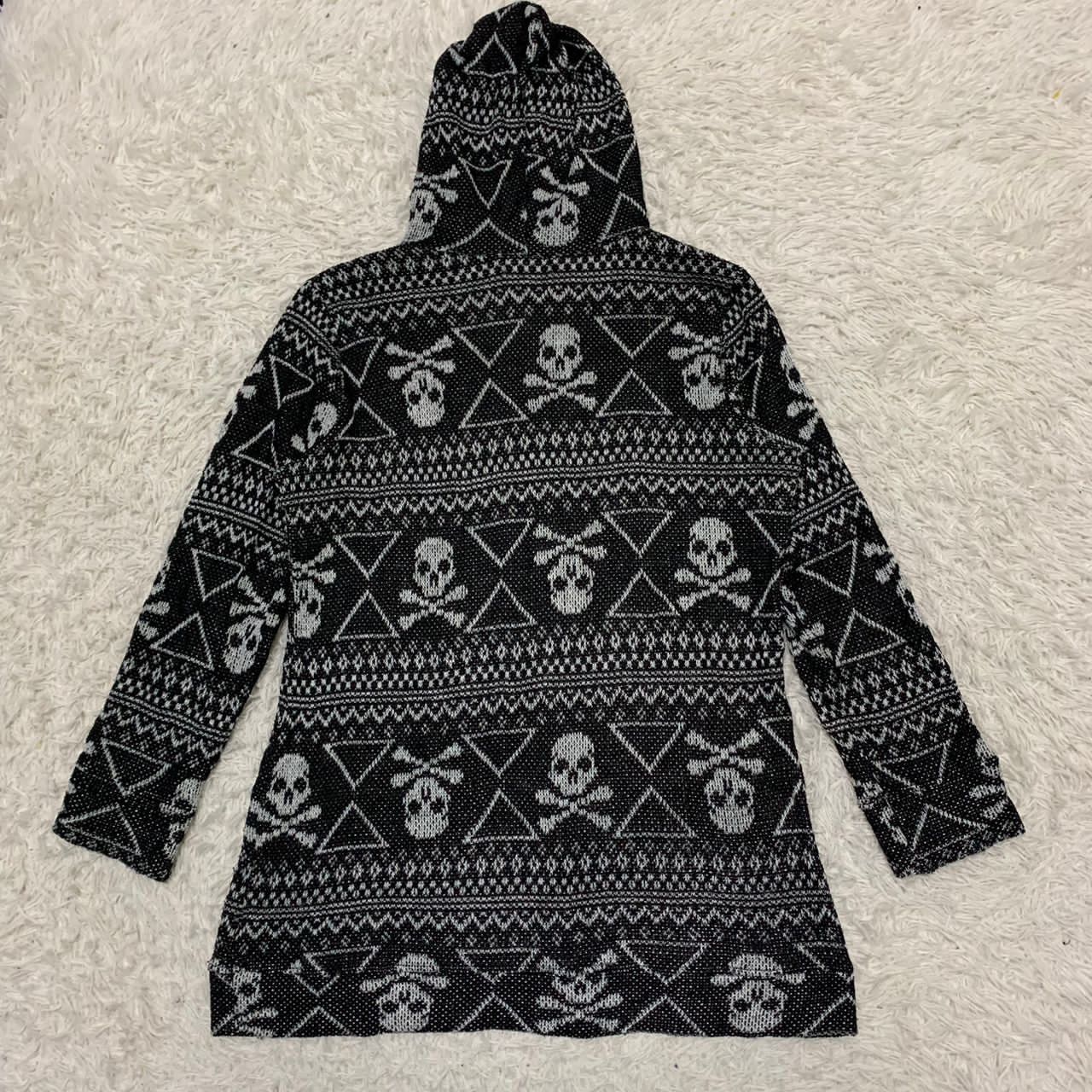 Japanese Brand Paleo2 skulls design hoodie Size S / US 4 / IT 40 - 2 Thumbnail