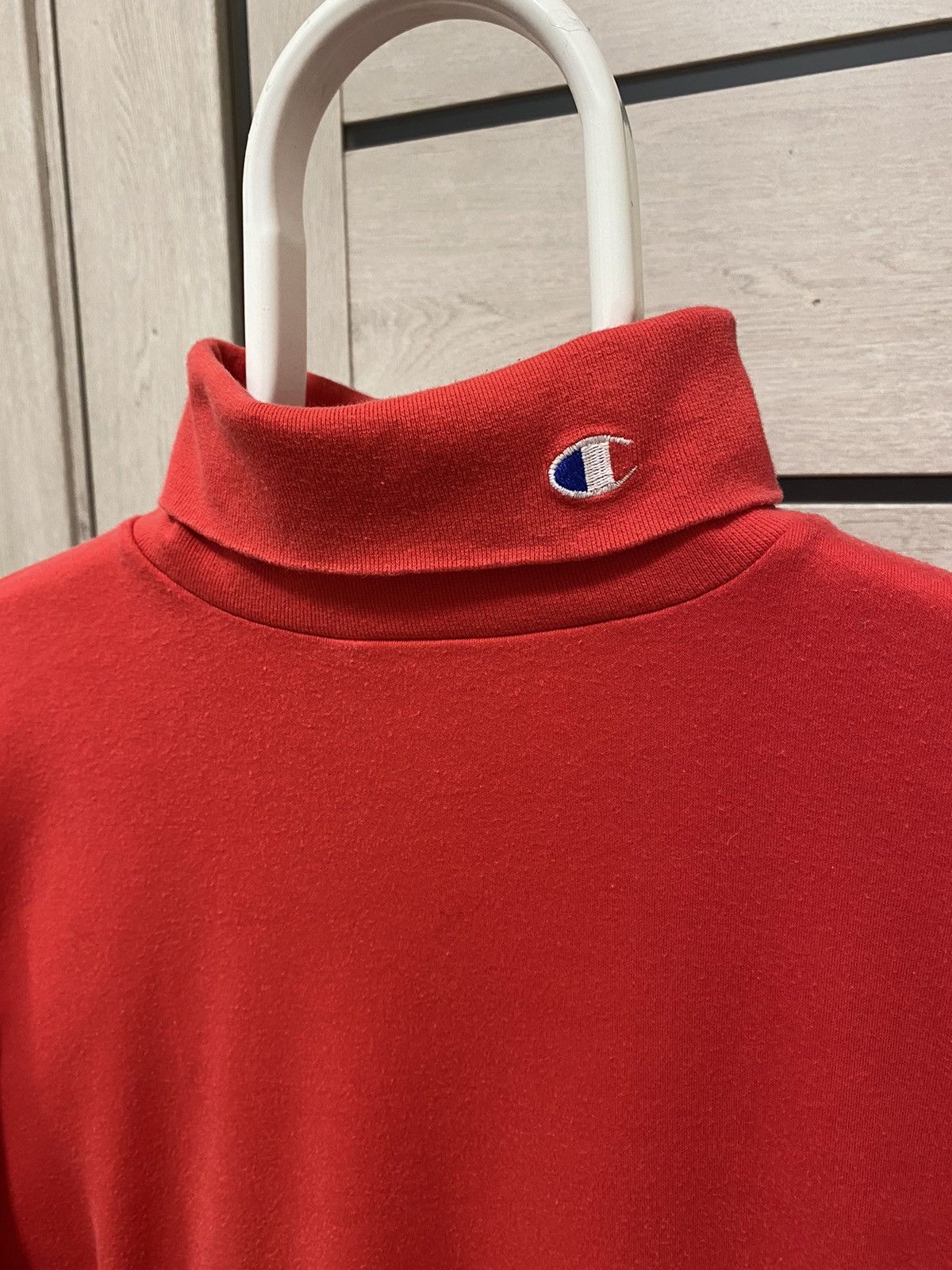 Champion × Vintage Champion Vintage Red Turtle Neck Long Sleeve Sweatshirt Size US XL / EU 56 / 4 - 3 Thumbnail