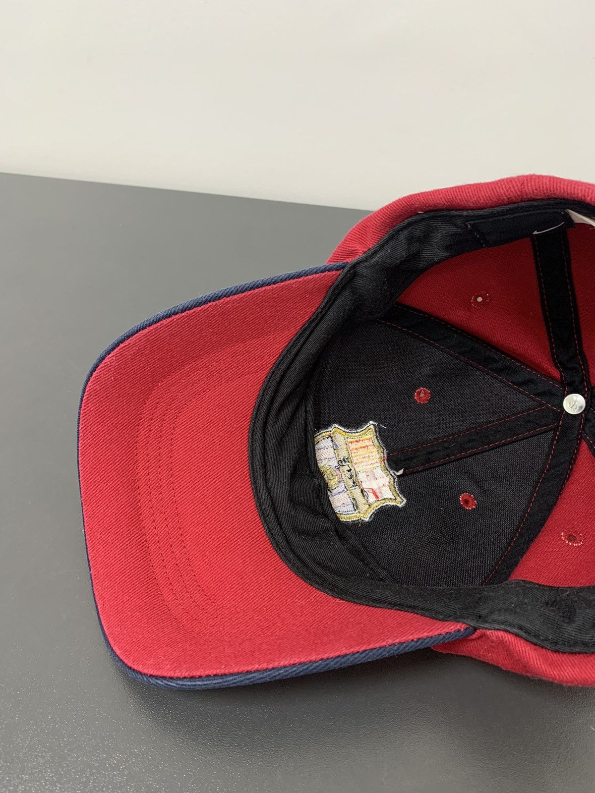 Nike Vintage Nike Barcelona Cap Hat Size ONE SIZE - 17 Thumbnail