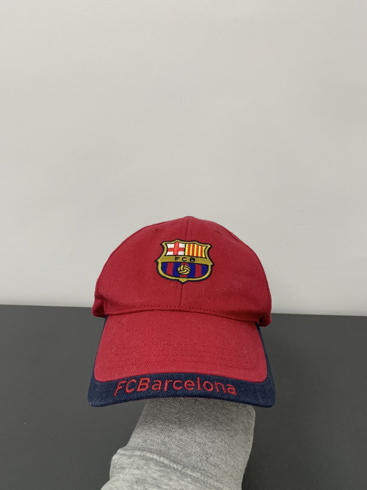 Nike Vintage Nike Barcelona Cap Hat Size ONE SIZE - 7 Thumbnail