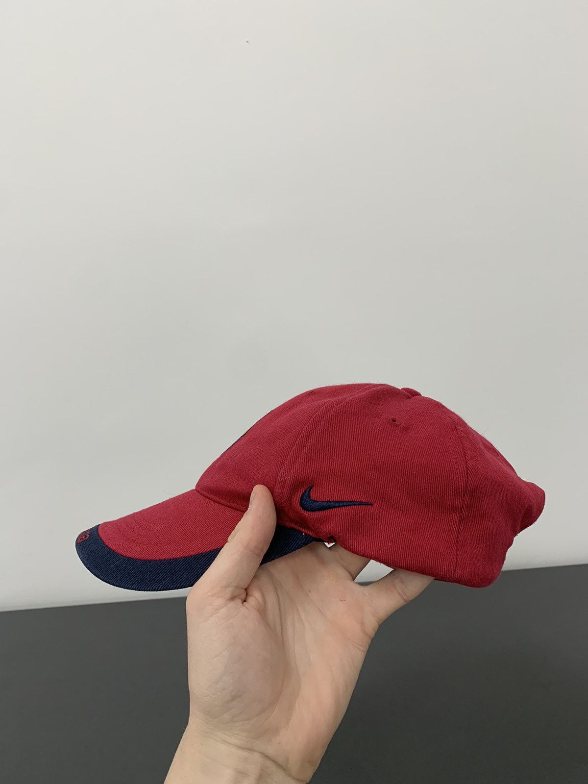 Nike Vintage Nike Barcelona Cap Hat Size ONE SIZE - 11 Thumbnail