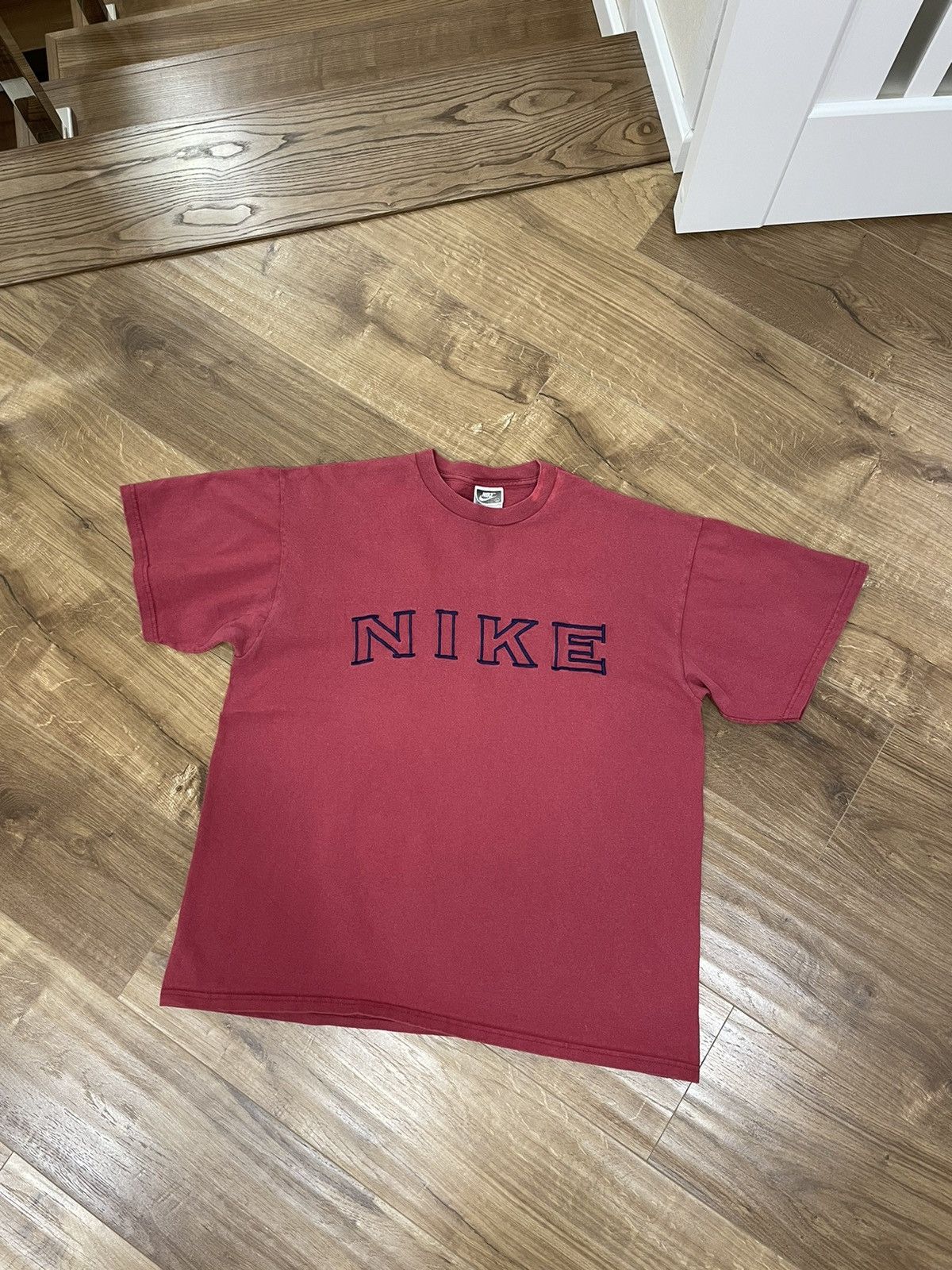 Nike Vintage Nike 90’s Made in USA Big Logo Oversized Tee Shirt Size US L / EU 52-54 / 3 - 1 Thumbnail
