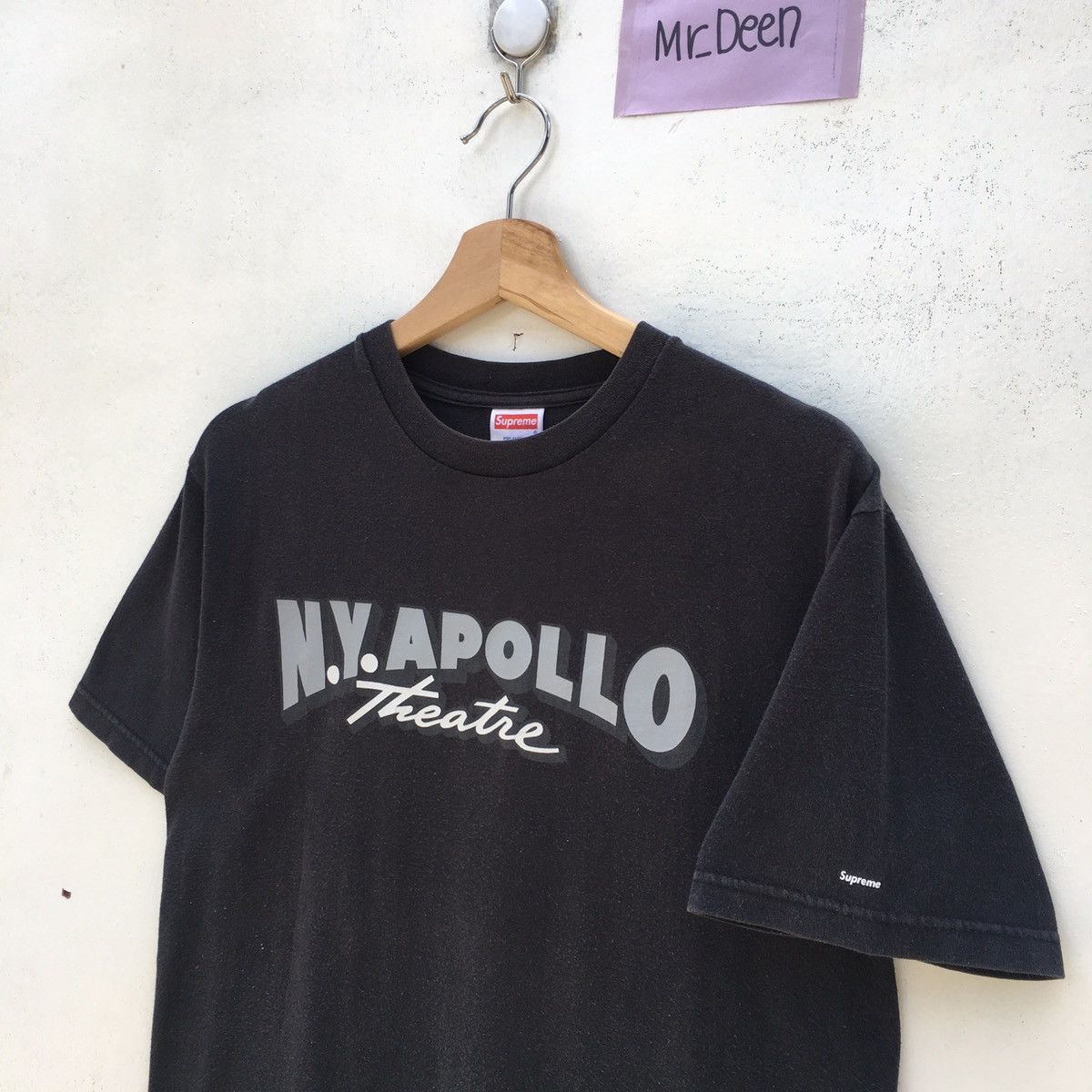 Supreme Vintage Supreme 2001 Supreme New York Ny Apollo Theatre Tee Size US M / EU 48-50 / 2 - 5 Thumbnail