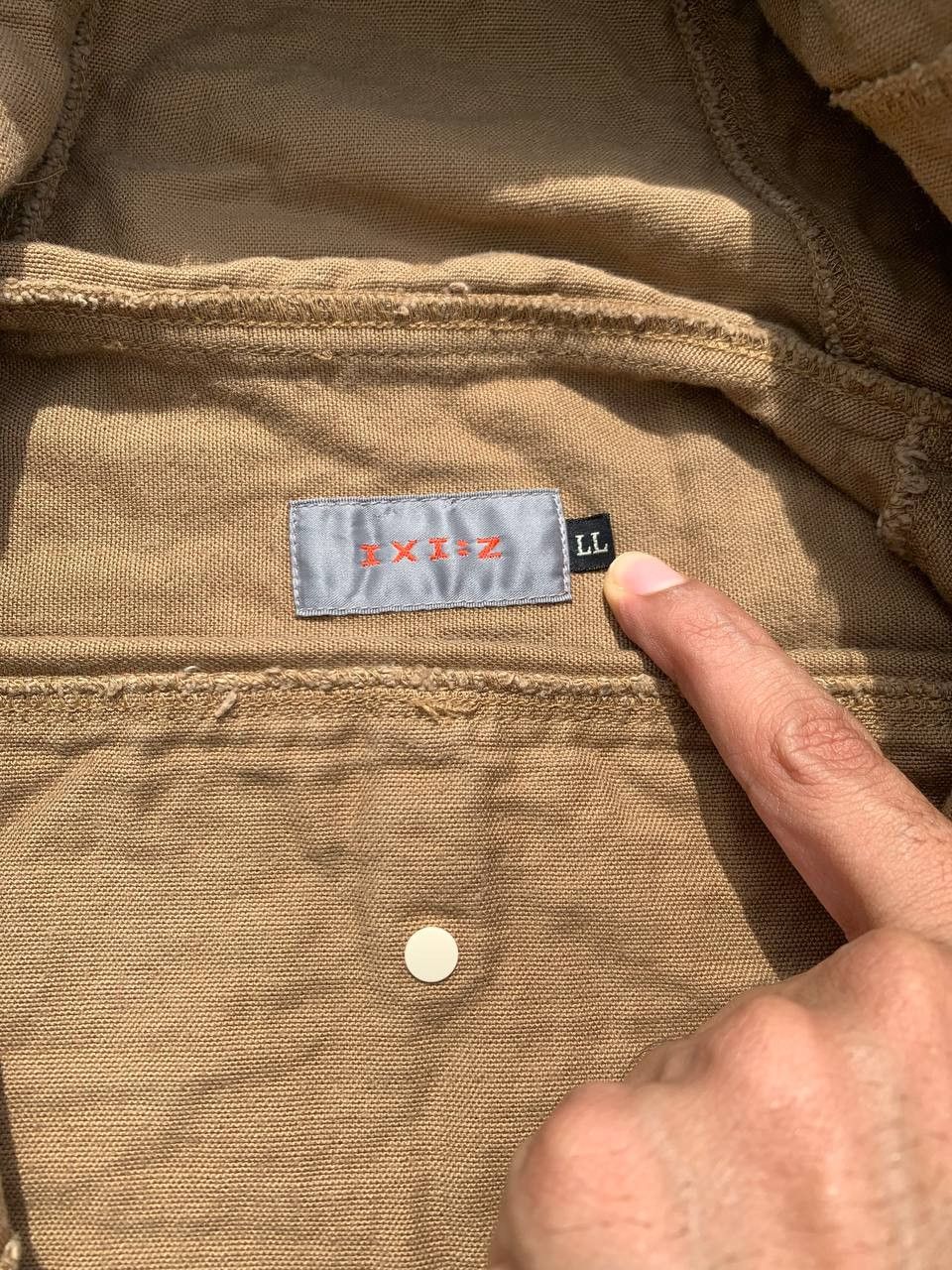Japanese Brand Vintage IXIZ Inside Out Frayed Hooded Shirt Jacket Size US L / EU 52-54 / 3 - 11 Thumbnail