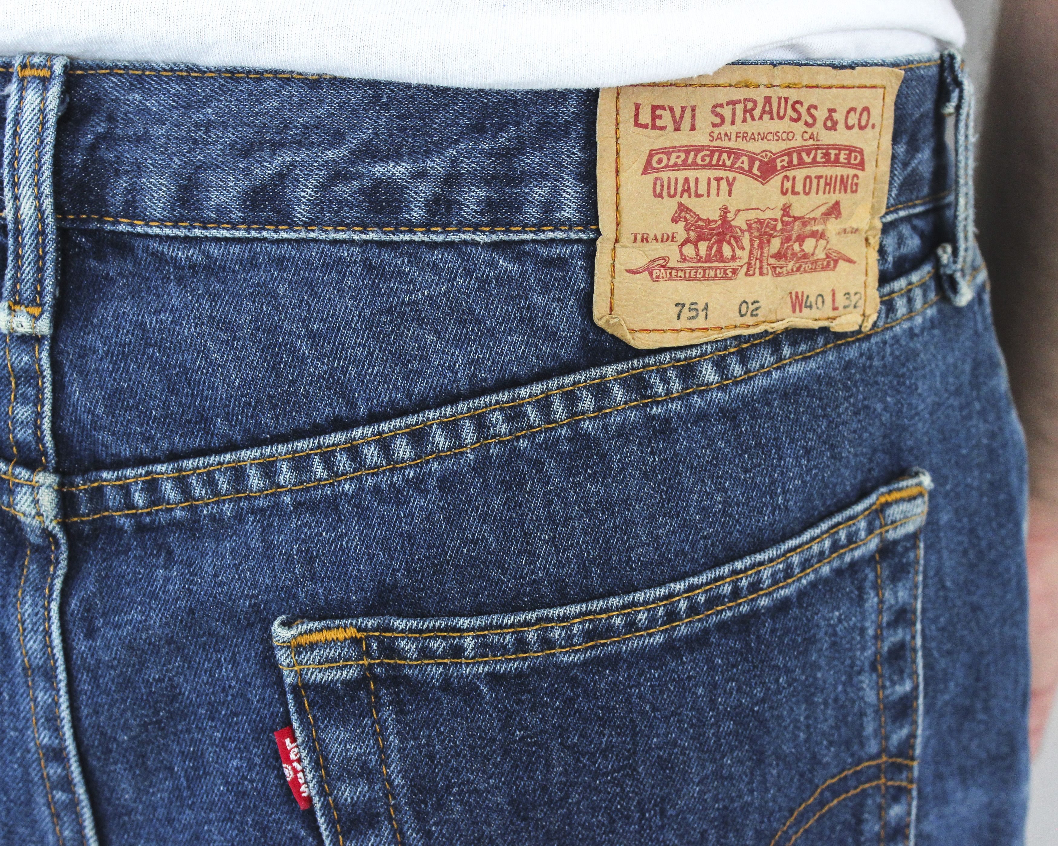Levi's 751 02 men W40 L32 Reg Straight Jeans Denim Pants Trousers Size US 40 / EU 56 - 6 Thumbnail
